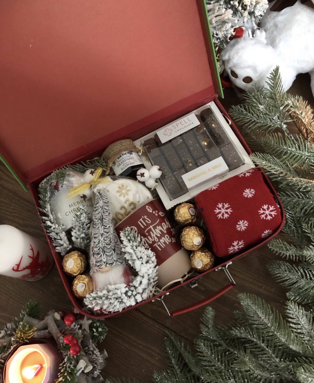 Подарунковий новорічний набір “Winter Treasure Chest”