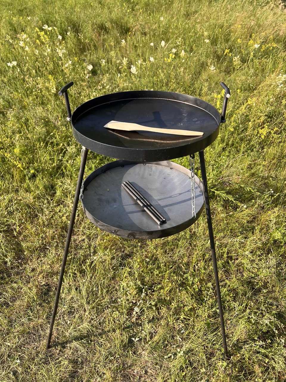 Сковорода з диска 40 см + підставка для розведення вогню (садж) на ніжках