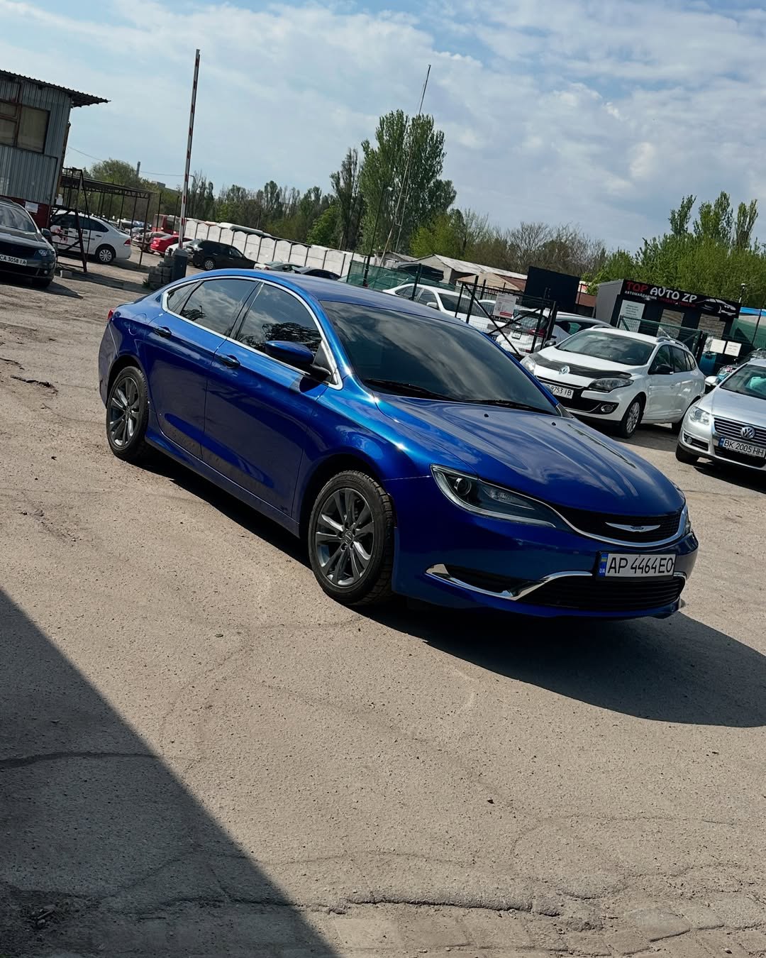 Chrysler 200