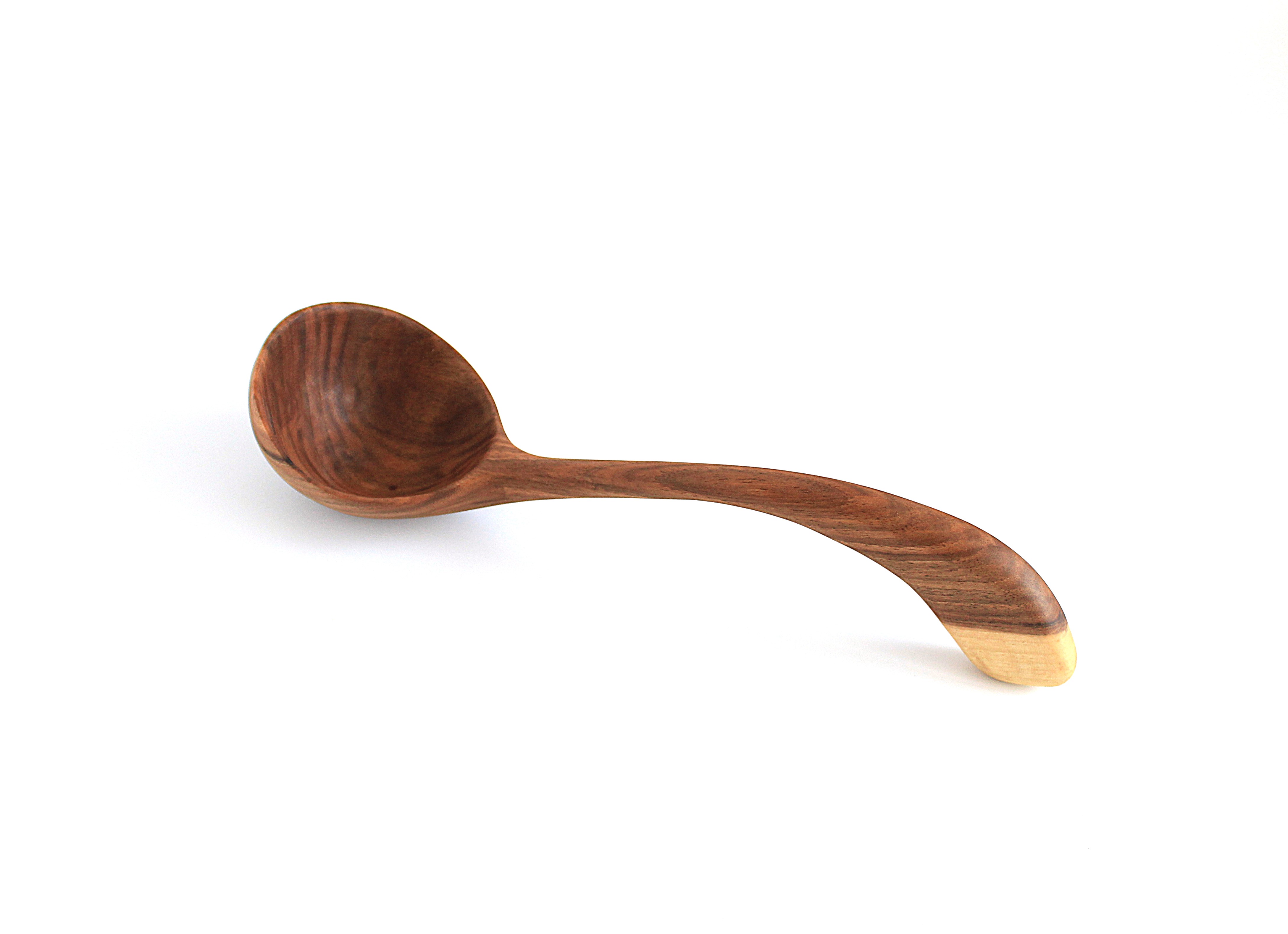 Ополоник з горіха ручної роботи