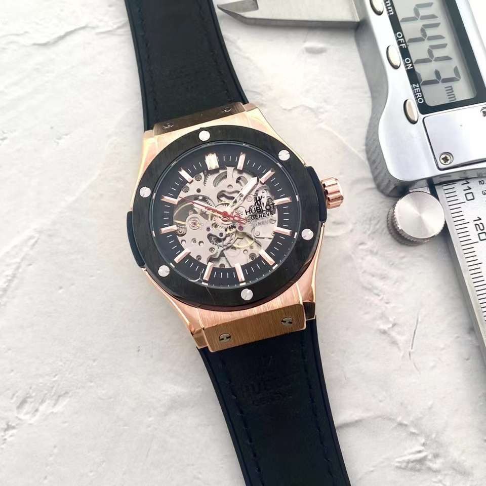 Hublot classic fusion skeleton REF  515.OX.0180.LR-11