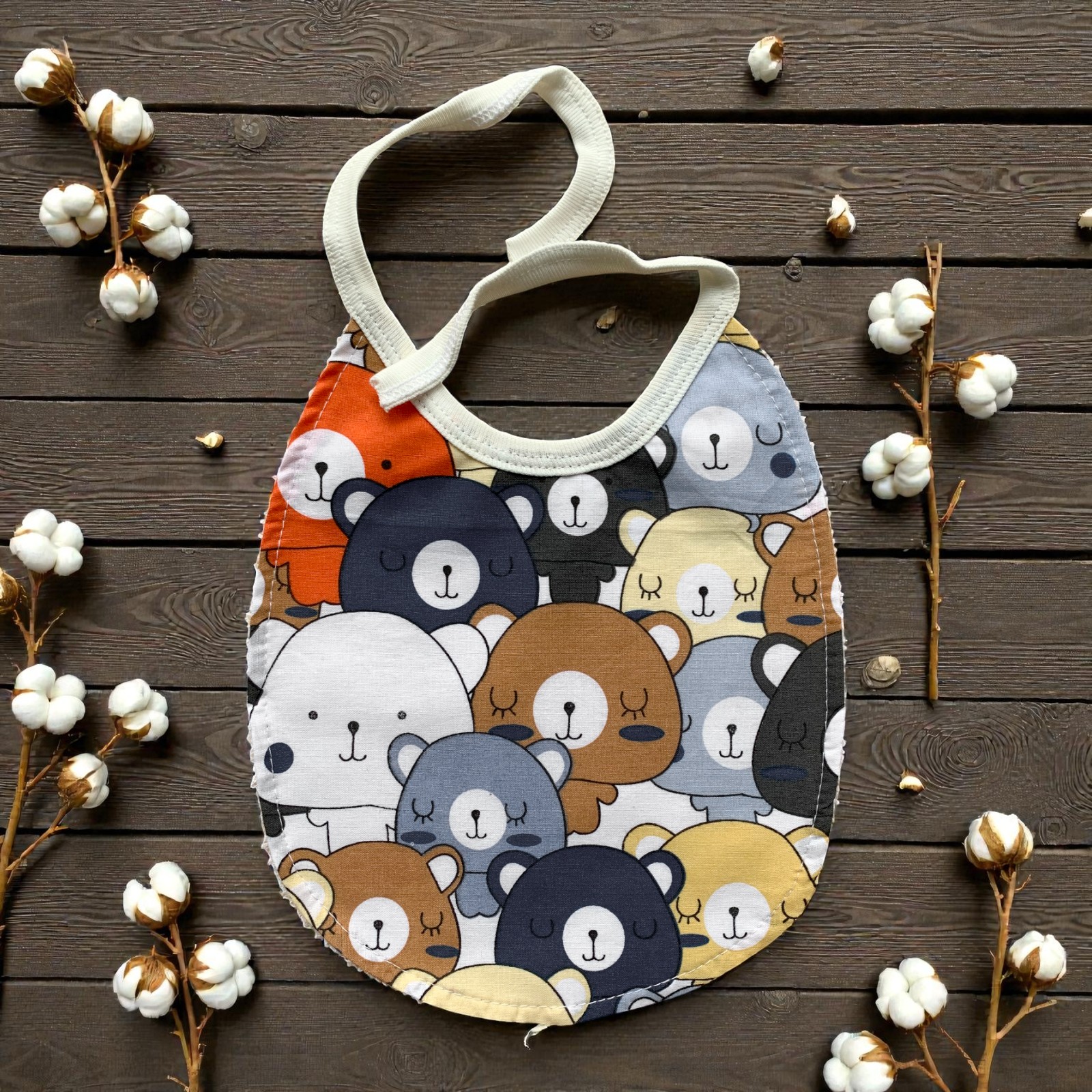 Непромокаючий слинявчик на завязках Ведмедики