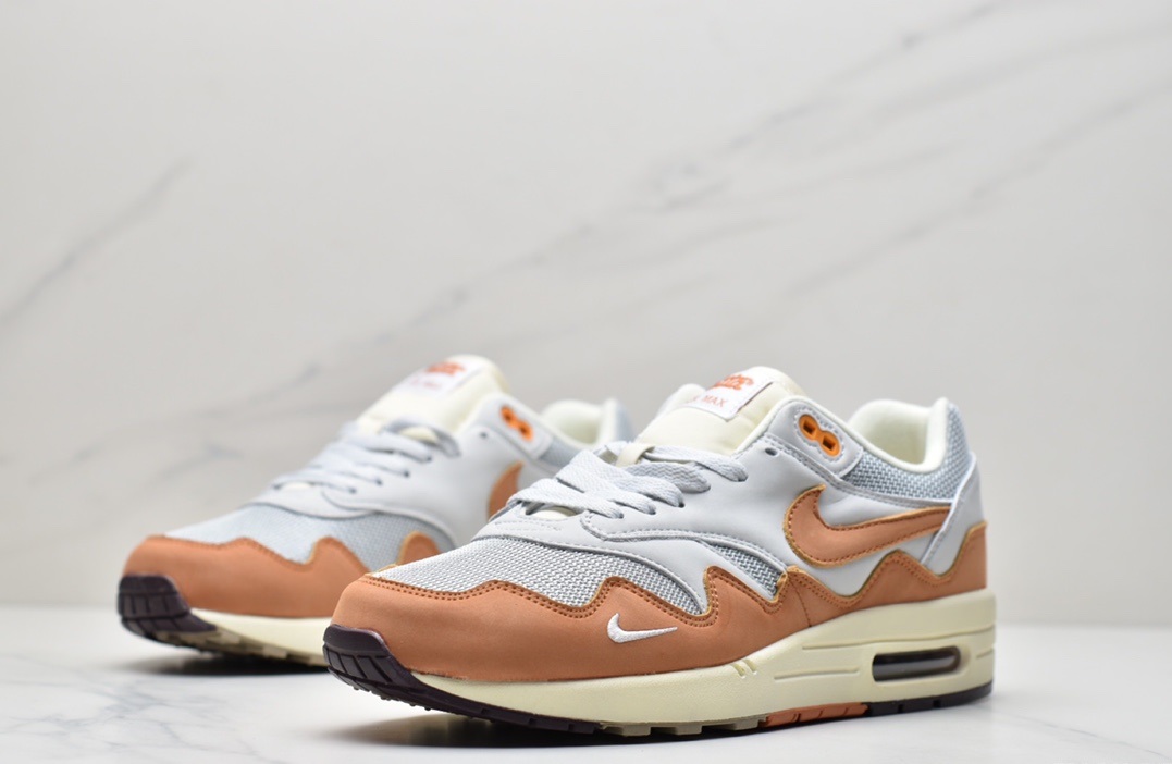 Travis Scott x Nike Air Max 1 “Cactus Jack”DH1348