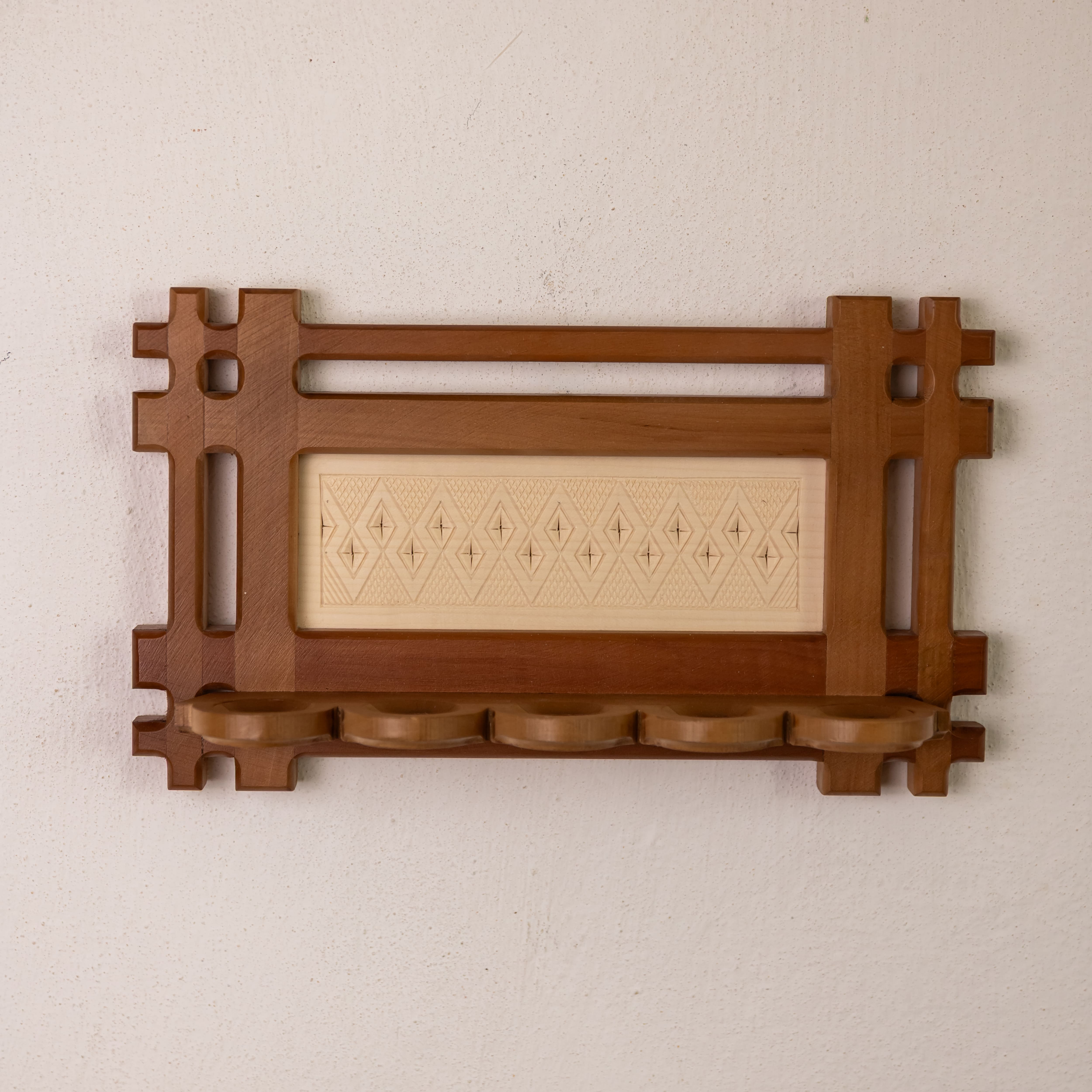 Різьблена підставка під 5 писанок, 29*17 см