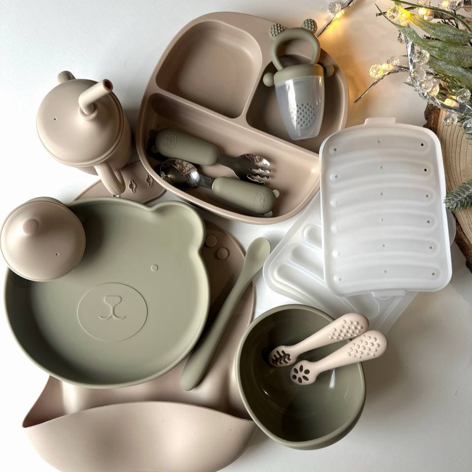 Набір силіконового посуду "Квадрат" комплектація максі