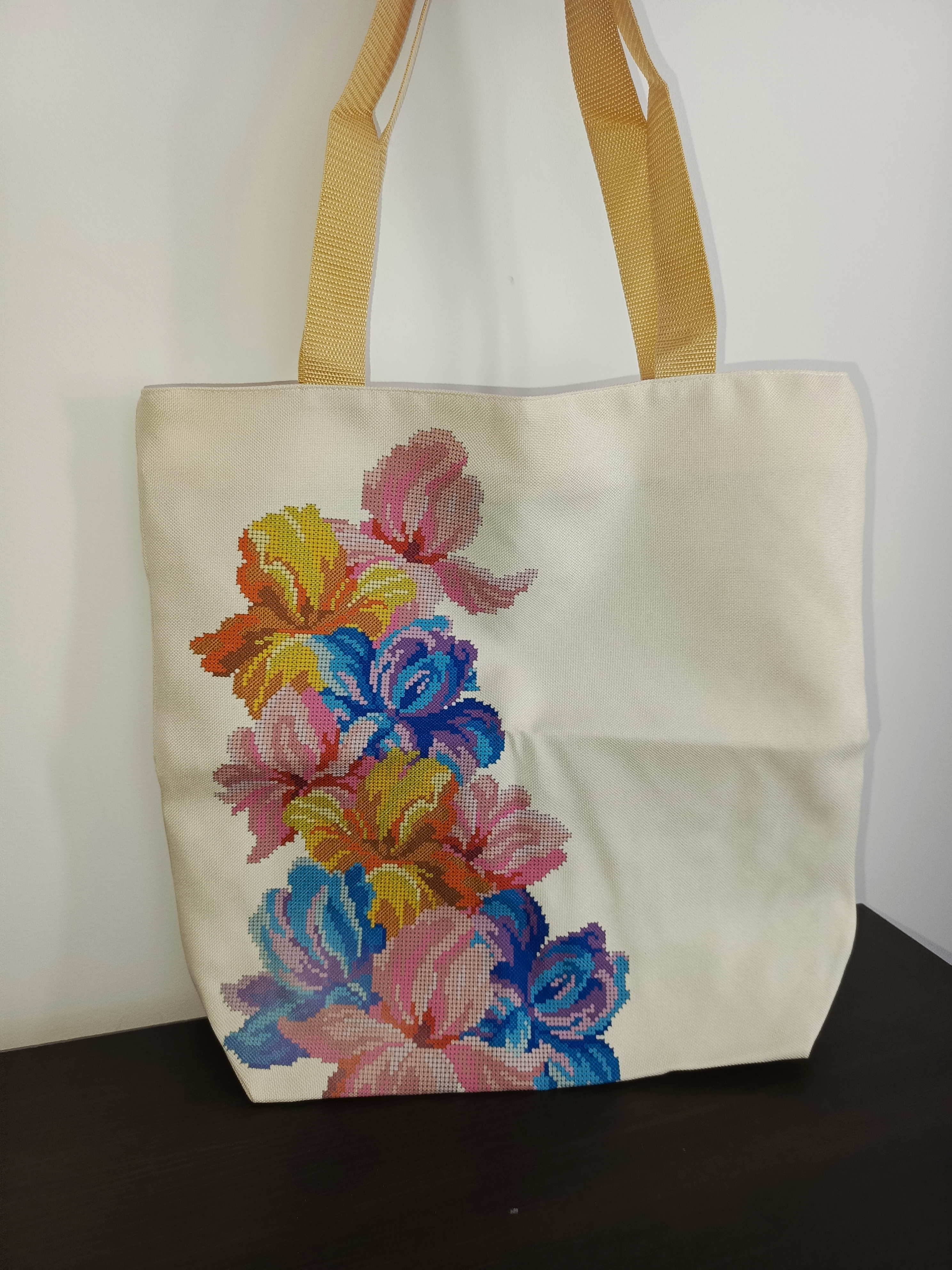 Літня текстильна сумка під вишивку Іриси