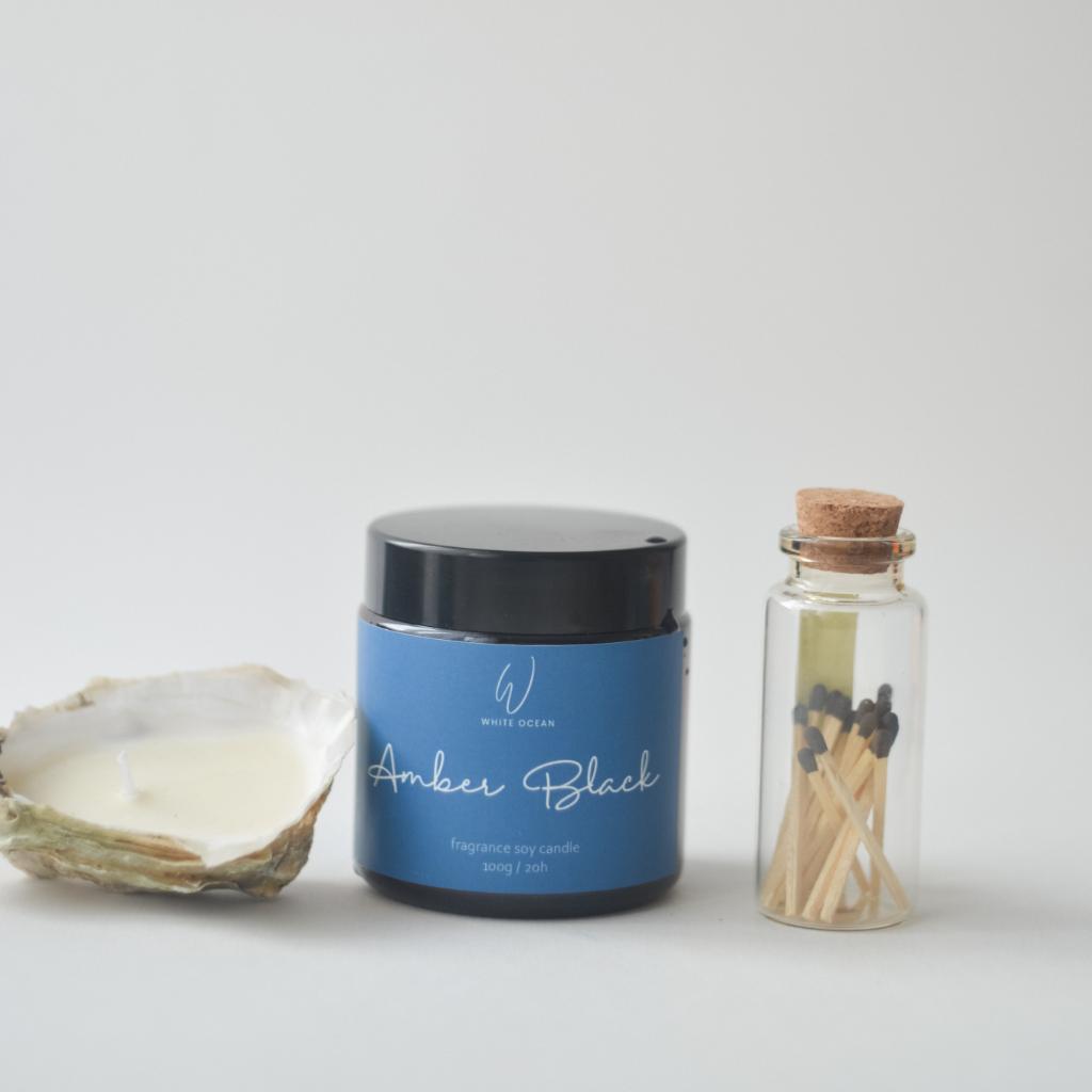 Amber Black (Чорний Бурштин) - парфумована свічка ручної роботи