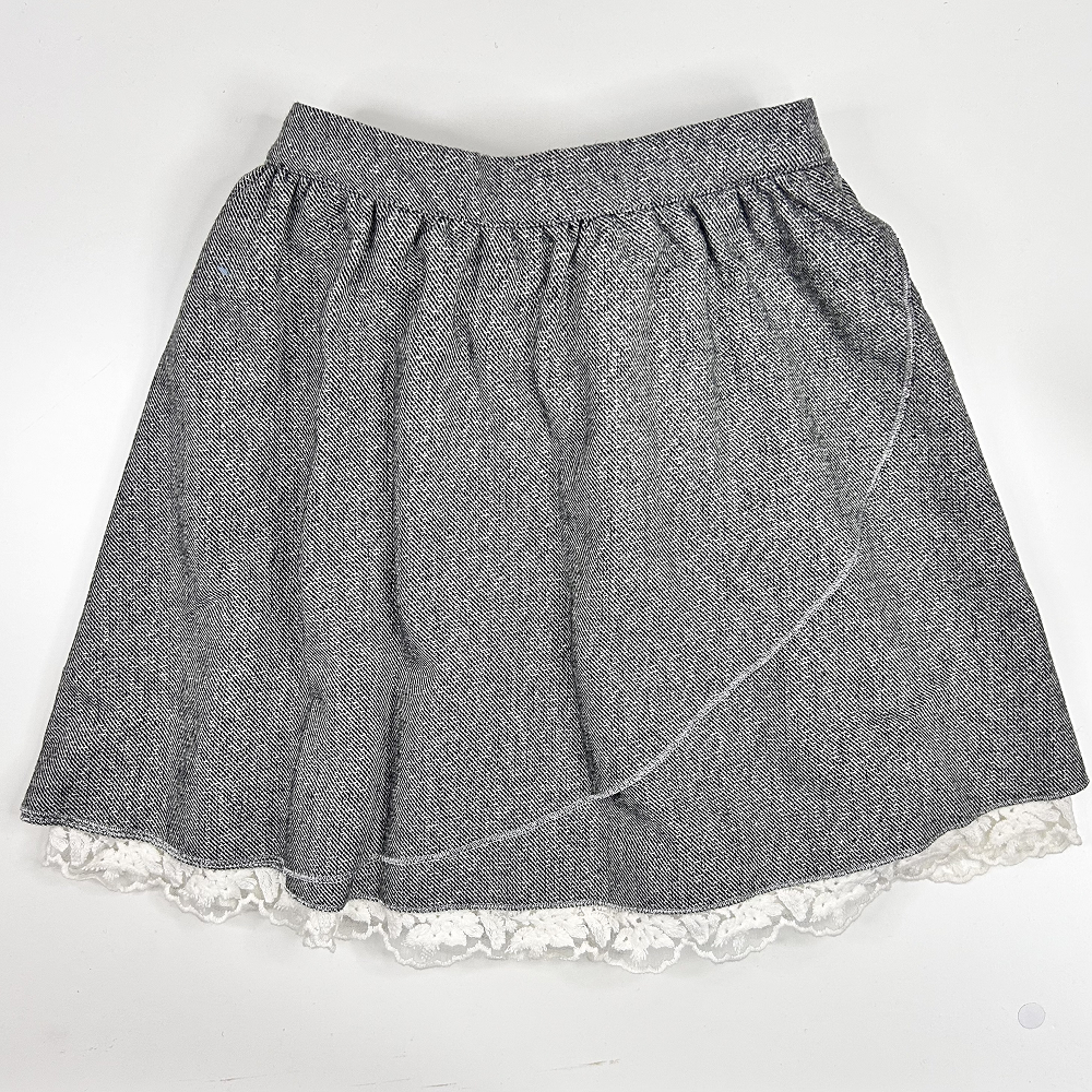 Спідниця з гіпюром