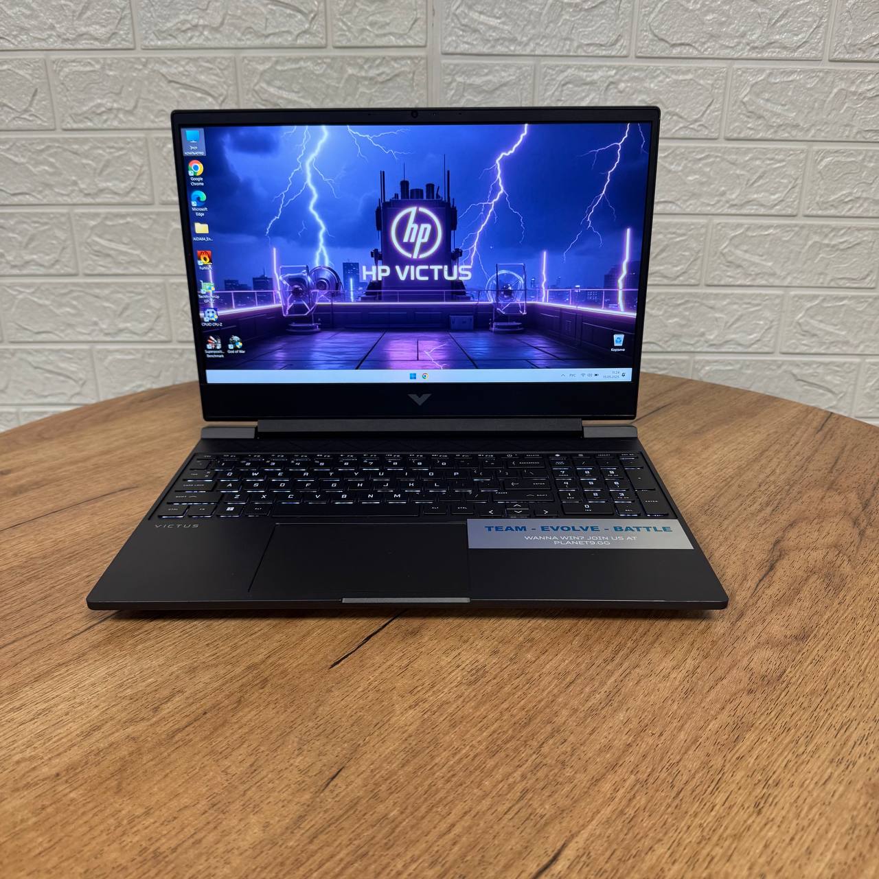 HP Victus 15-fb0003nr