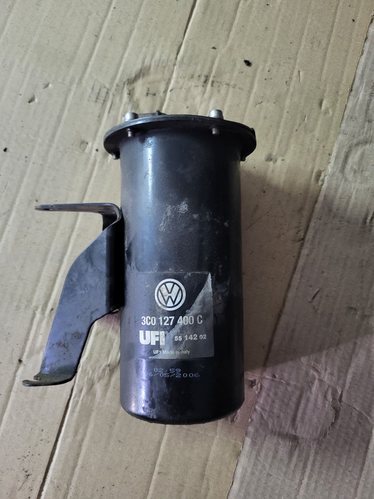 Корпус паливного фільтра Passat B6