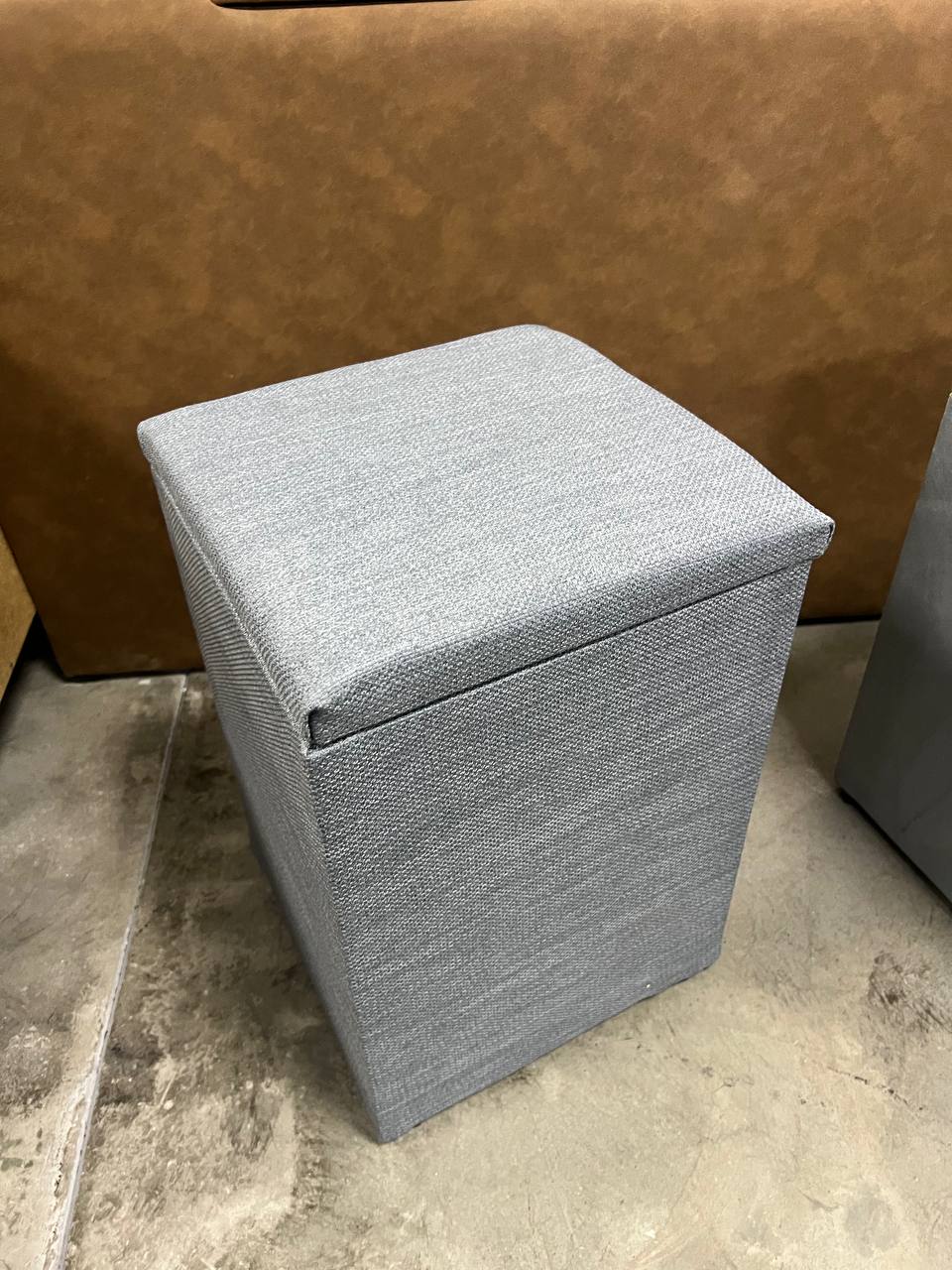 Пуф відкривний