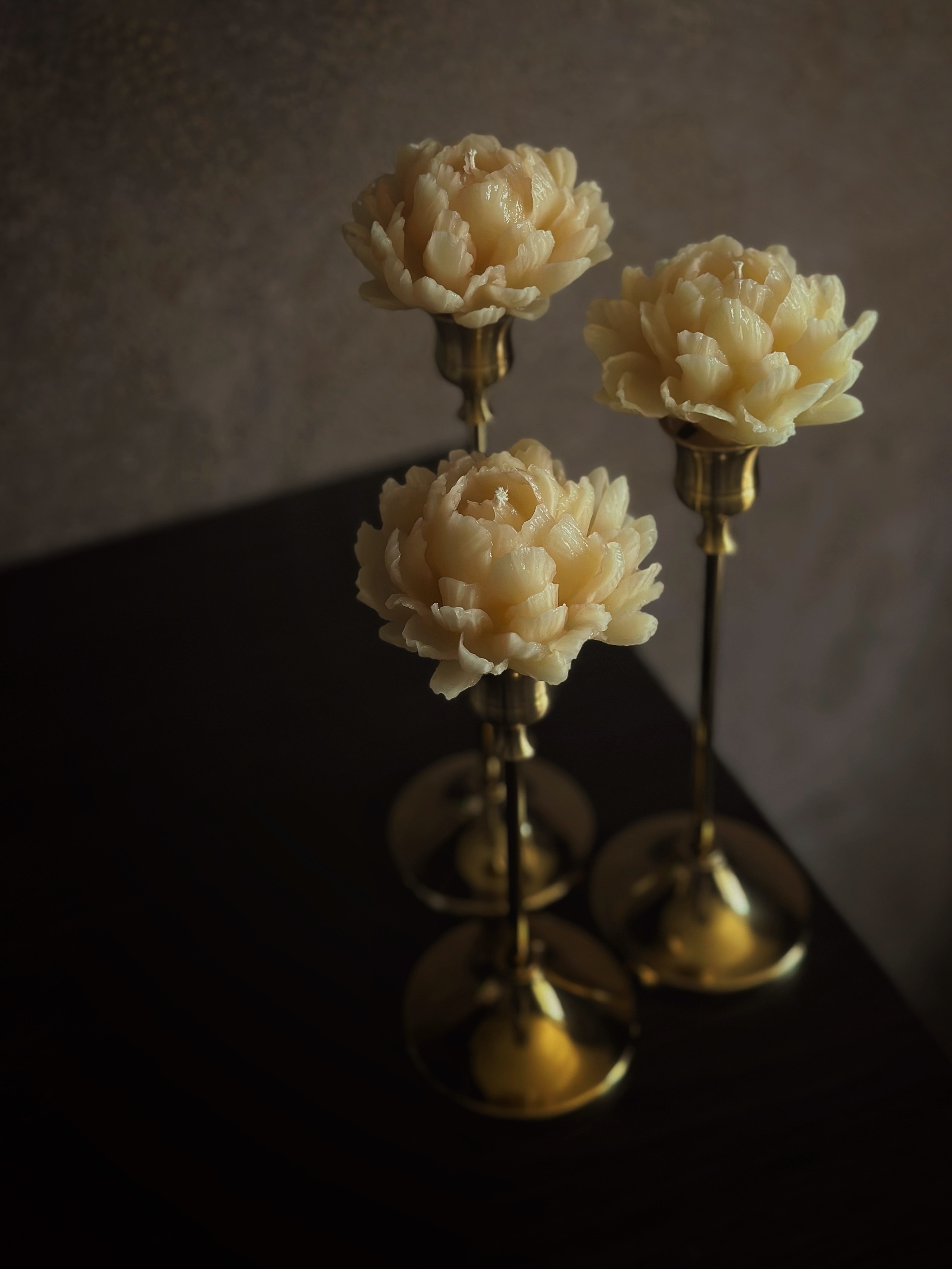 Свічники + півонії Англійські