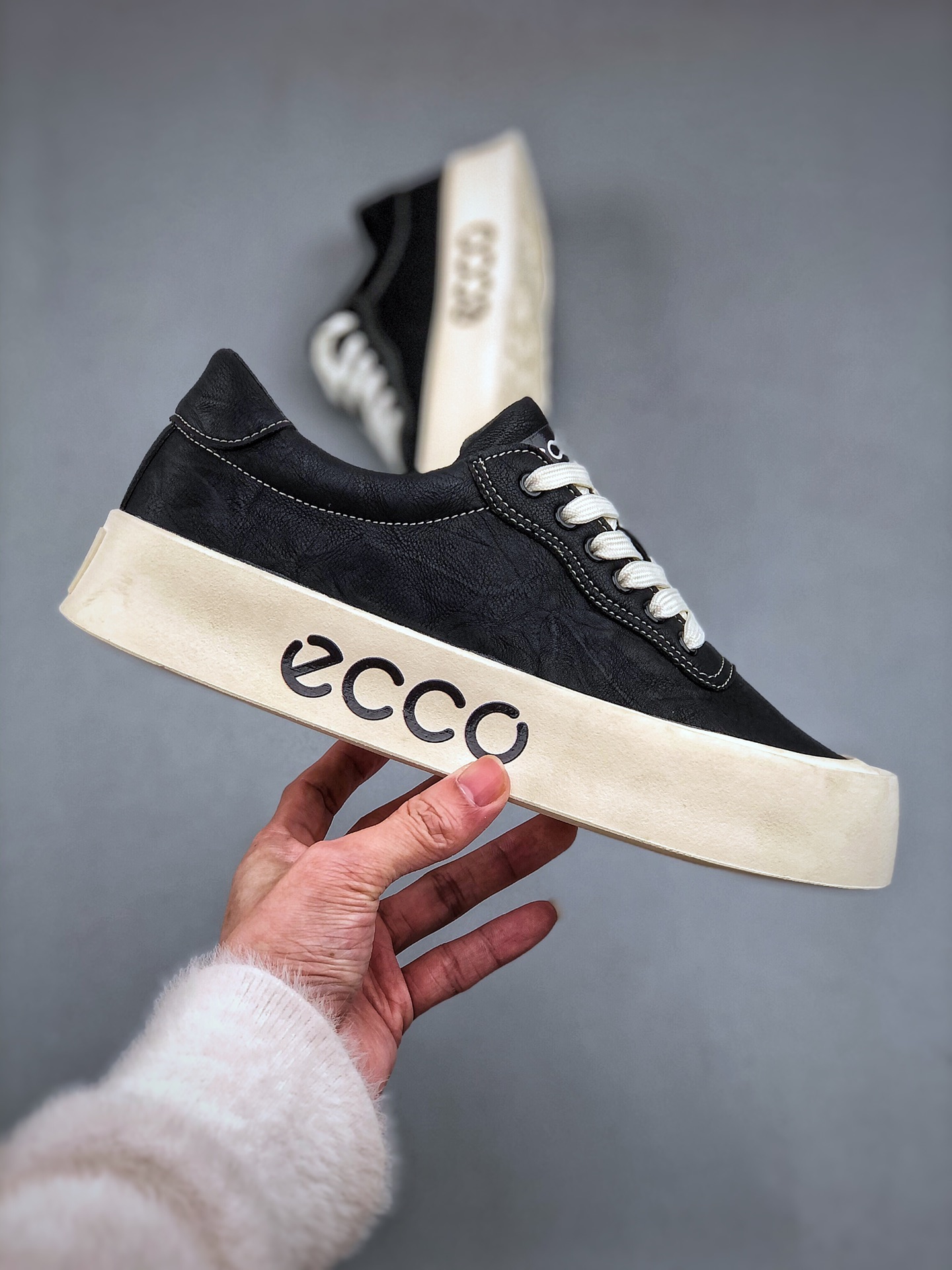 ECCO SOFT 7 M