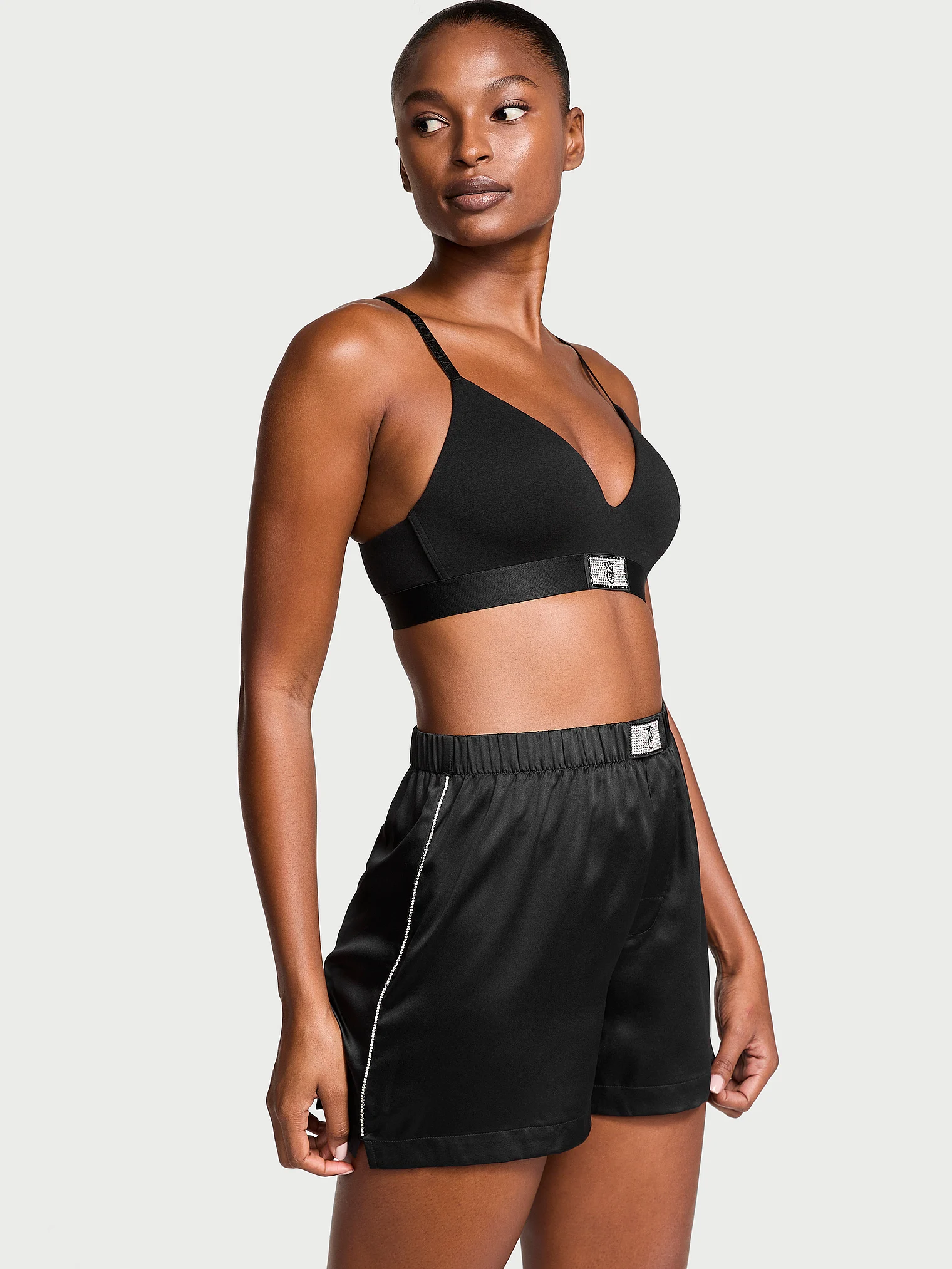 Піжамні шорти Victoria's Secret Shine Patch Satin Boxer Shorts Black