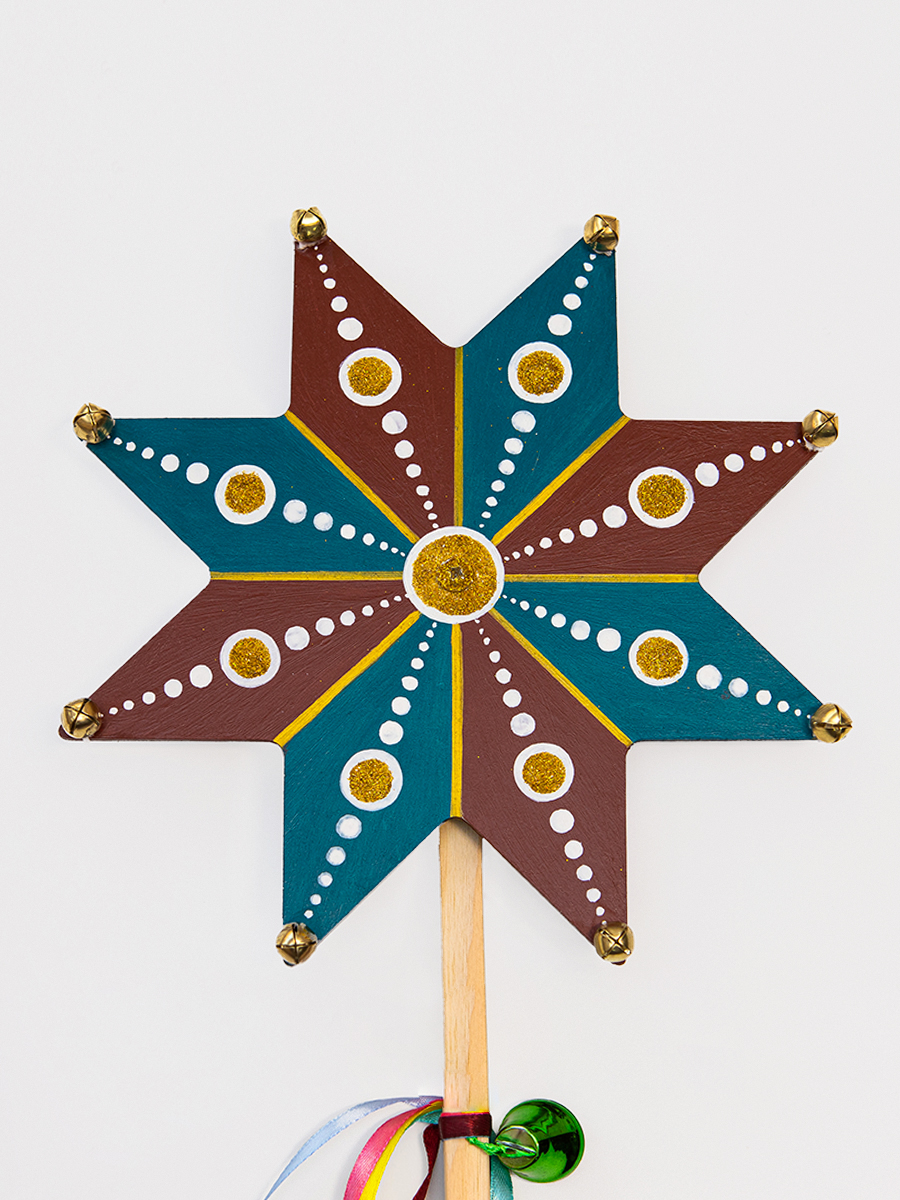 Зірка Мальована М середня