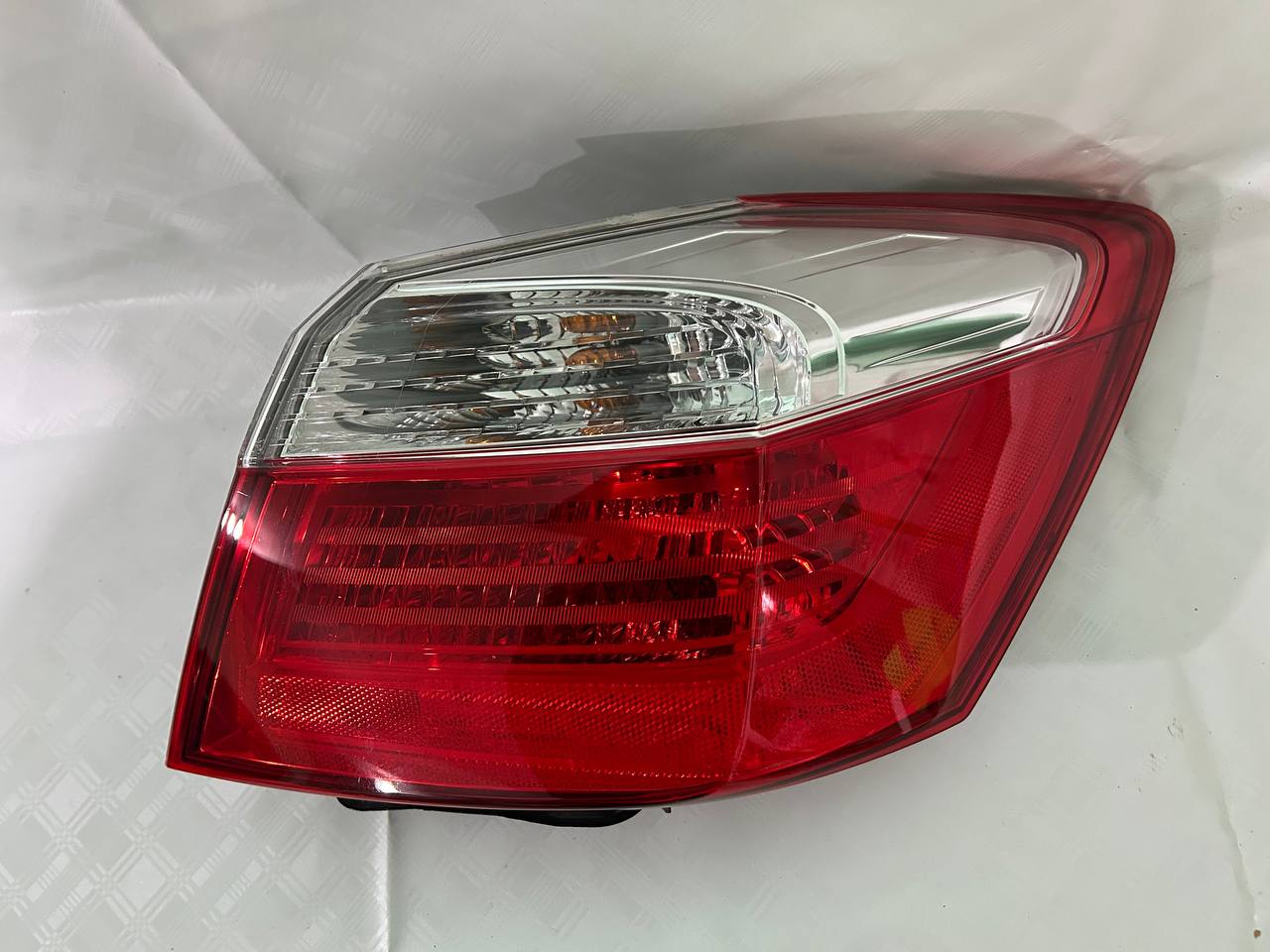 Honda Accord б.у оригінал Права в крило 2013 - 2015 роки