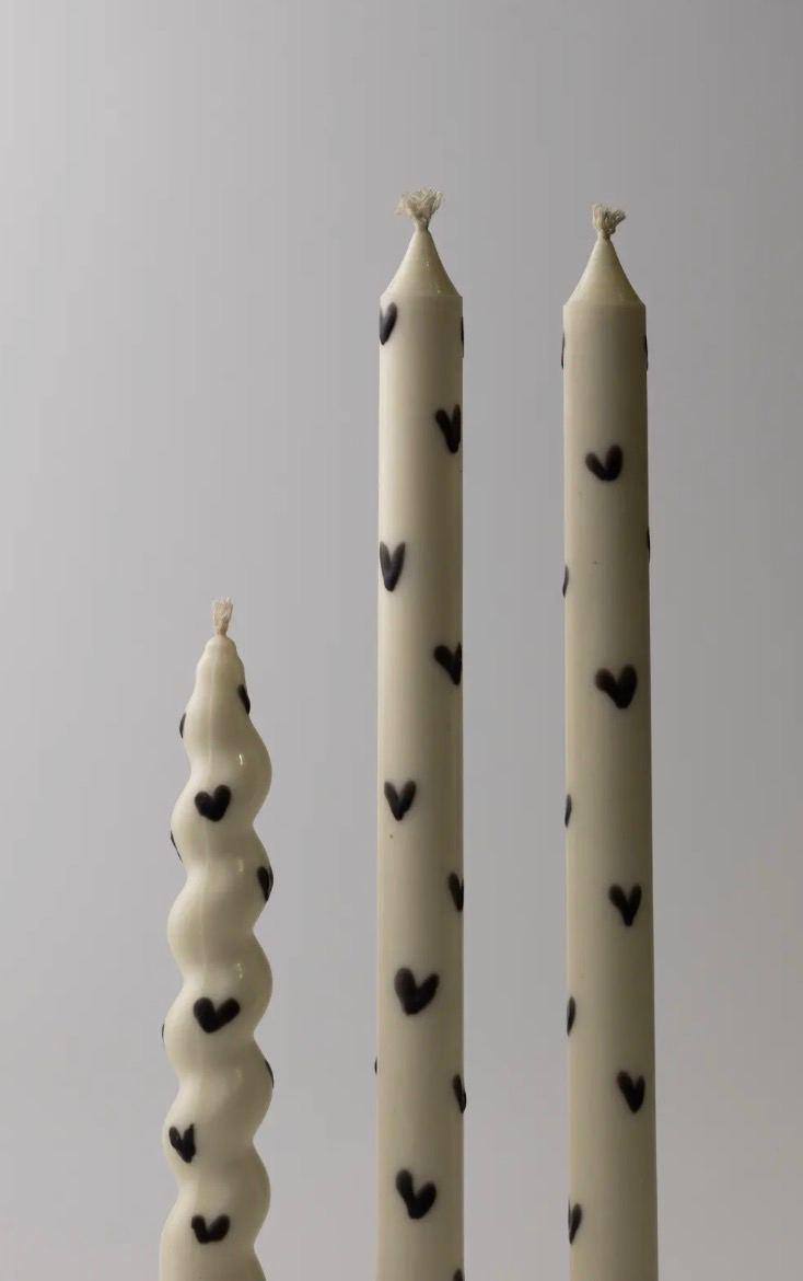 Love-is-Love – столові свічки у чорне серденько, набір з 3 шт
