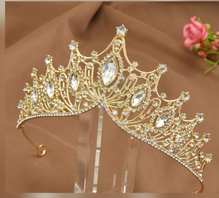 Діадема корона для дівчинки, золота з білими камінчиками, тіара