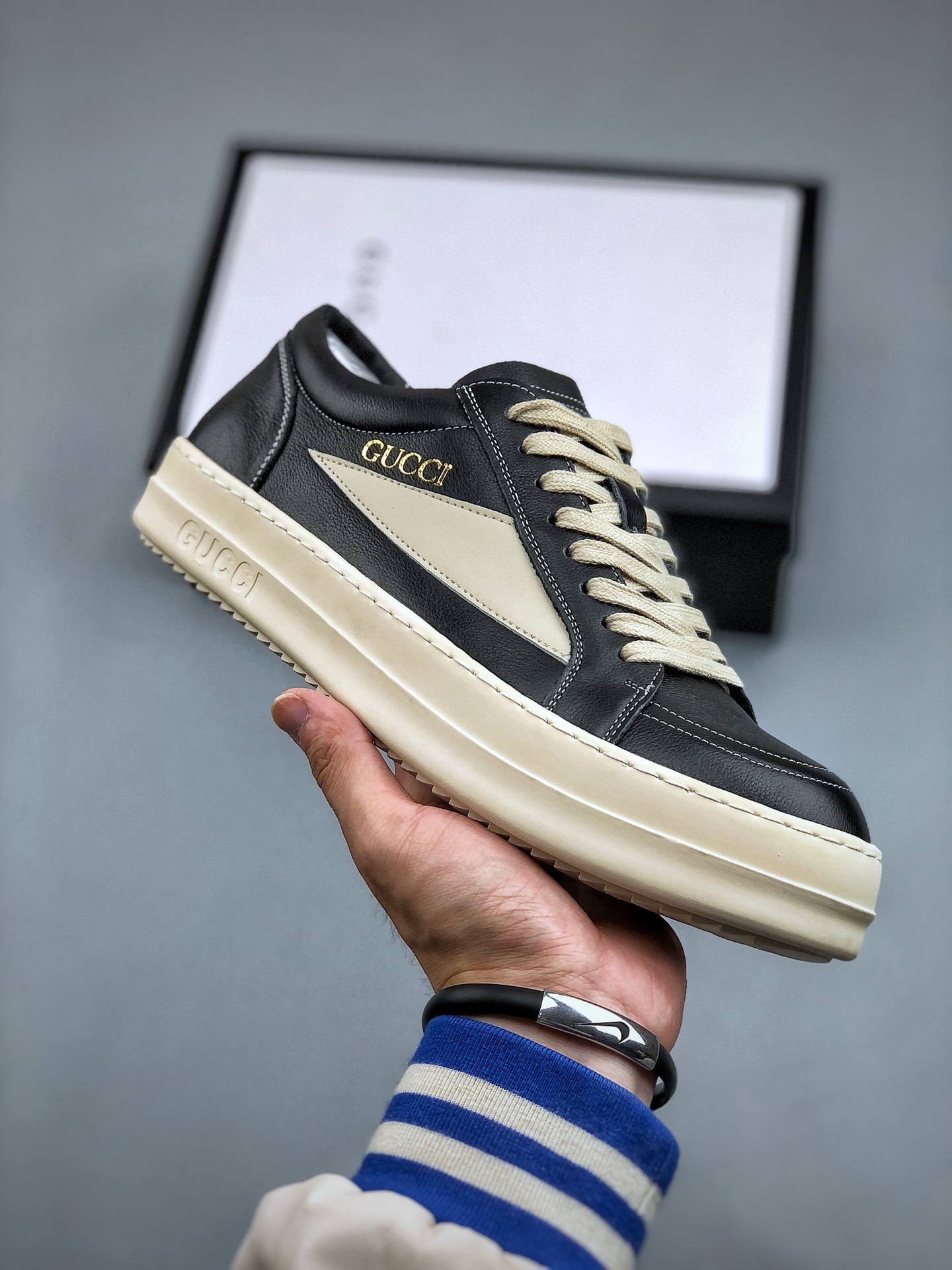 Gucci Canvas leather sneakers