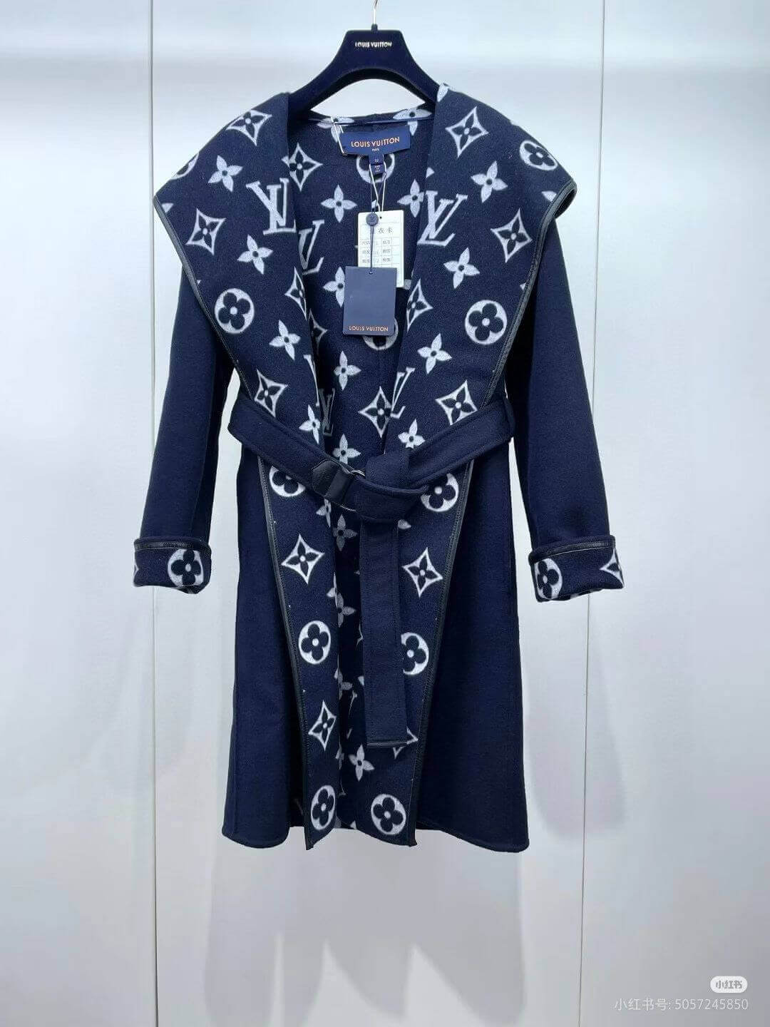 Louis Vuitton пальто