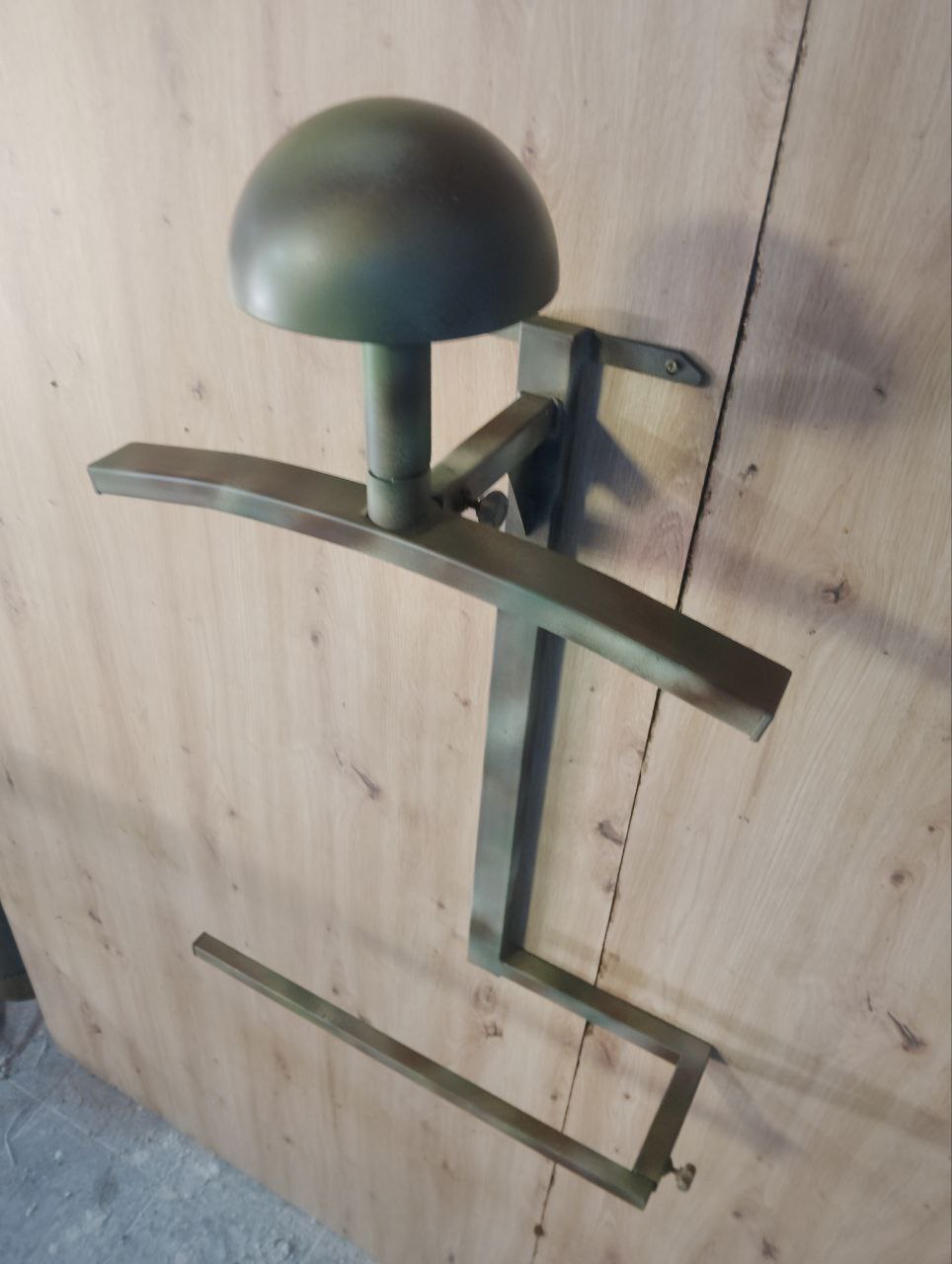 Настінний тримач для спорядження Напівсфера комуфляж