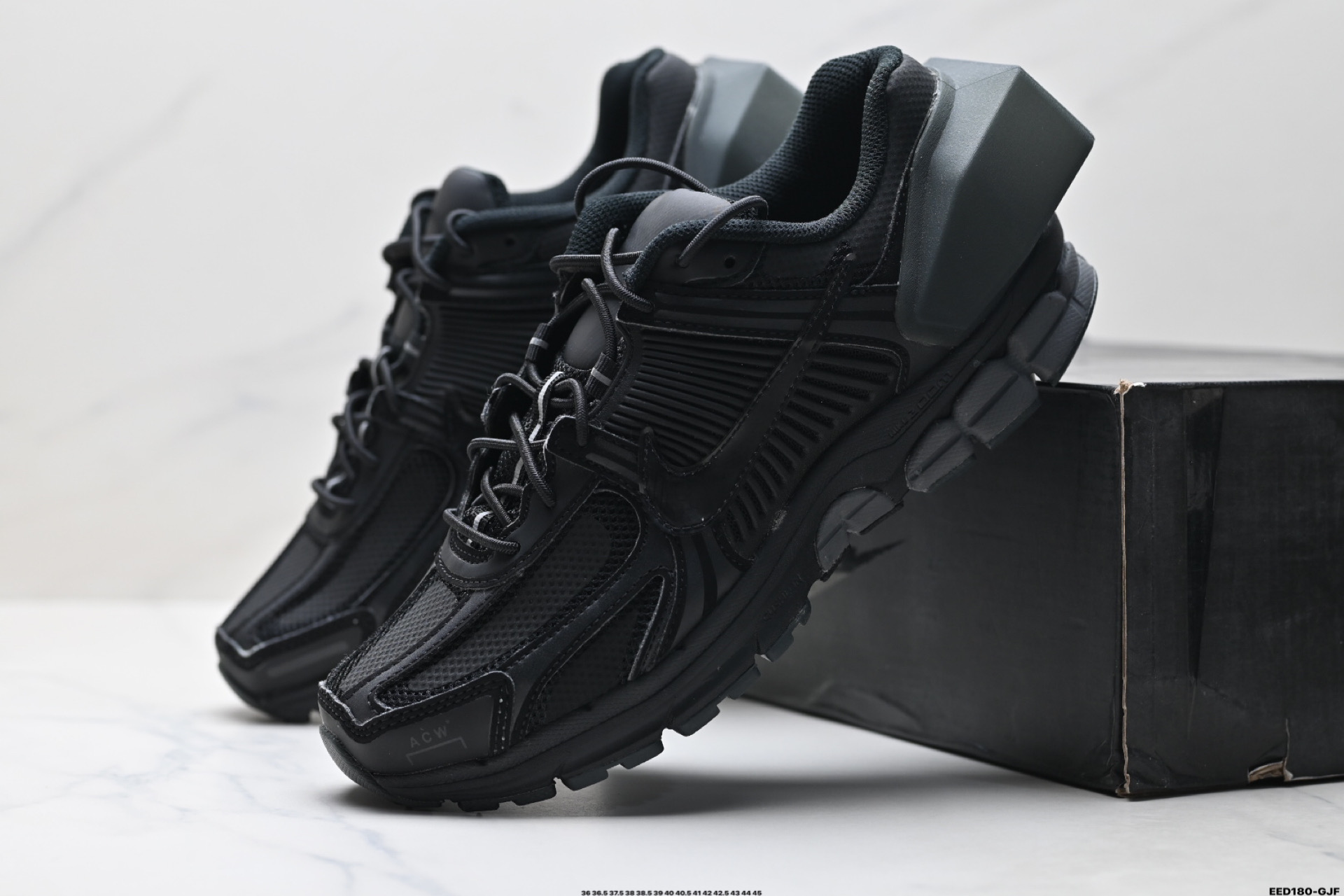 A-COLD-WALL x Nike Air Zoom Vomero 5 + Zdrapki ACW Nike Low-top Dad Shoes AT3152-001