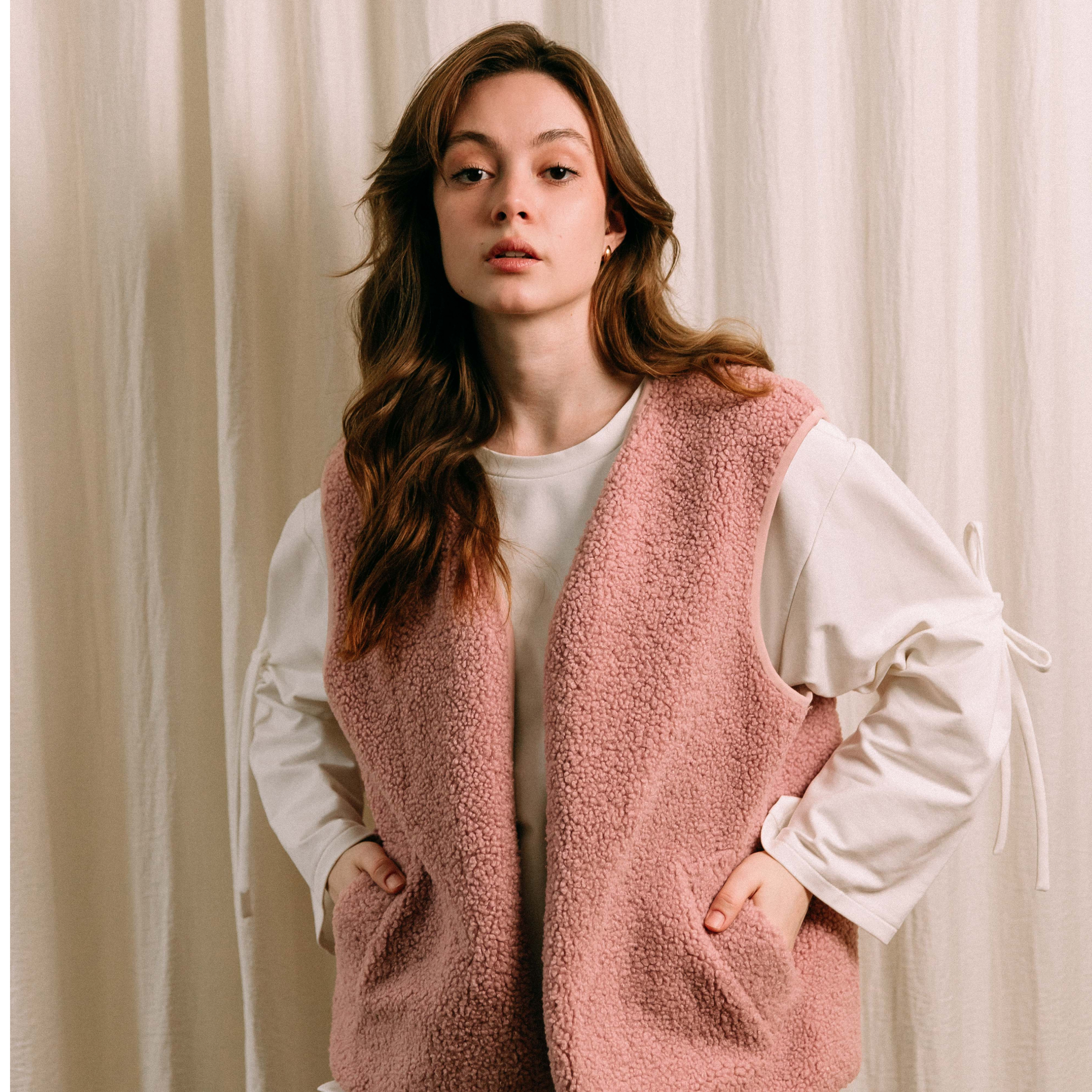 Рожевий жилет Тедді з кишенями