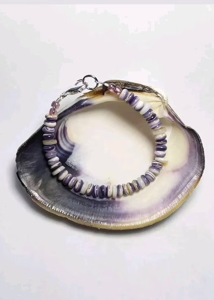 Wampum Bead Clam Bracelet