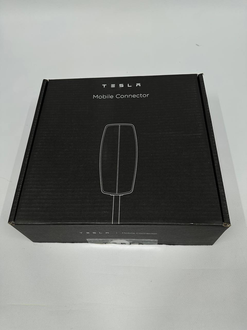 Зарядка Tesla Mobile Connector нова 32A GEN 4  з перехідником на 16А (в коробці)