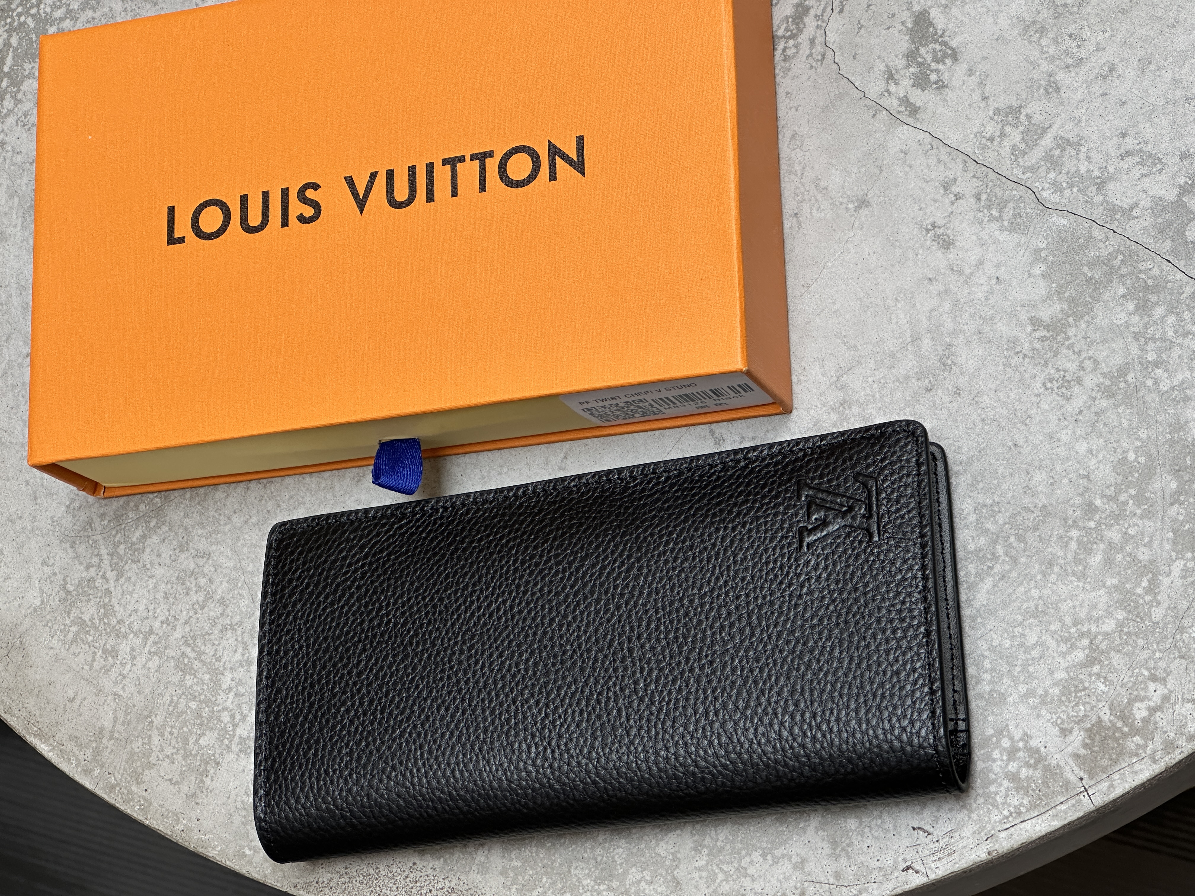 Louis Vuitton Aerogram Portefeuille Brazza NM Bi-fold Coin Purse Large Black