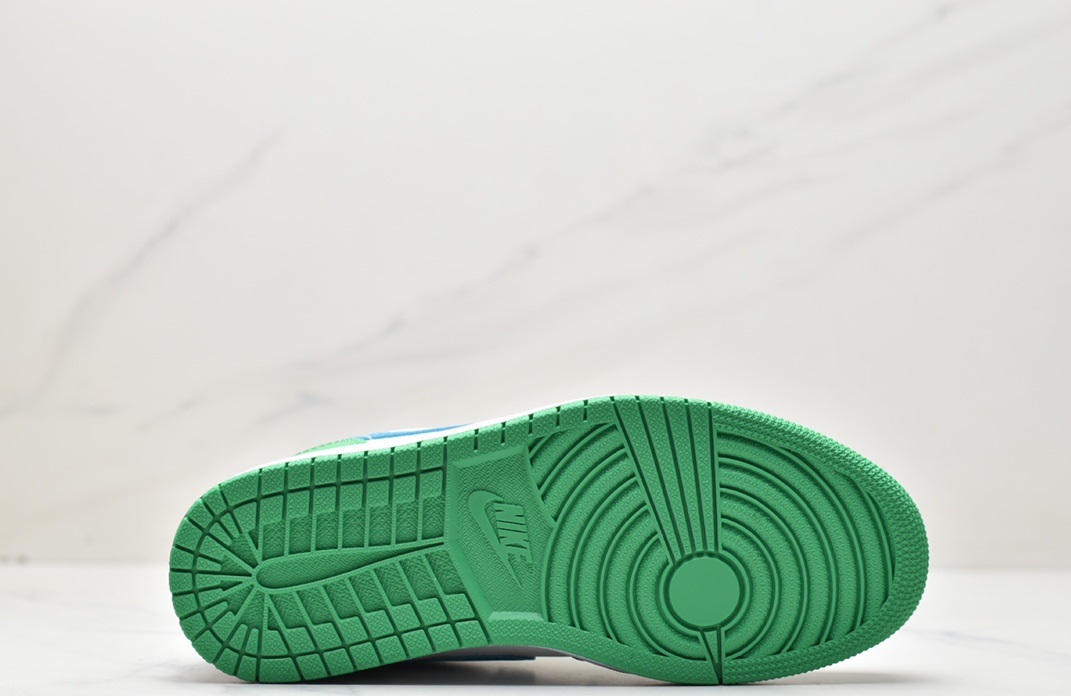 Nike Air JORDAN 1 LOW DC0774-304