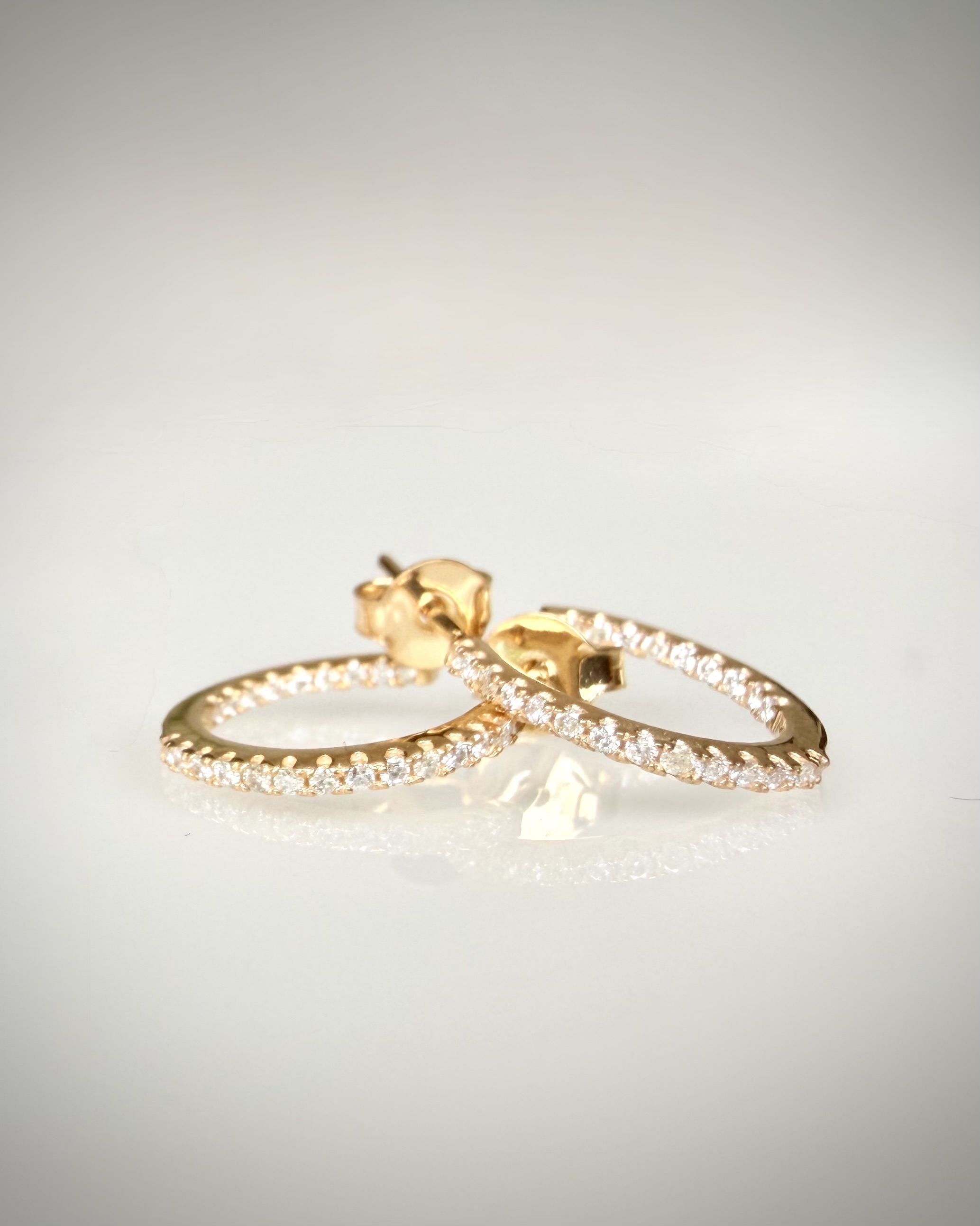 14K kultaiset timanttirengaskorvakorut 0,46 ct
