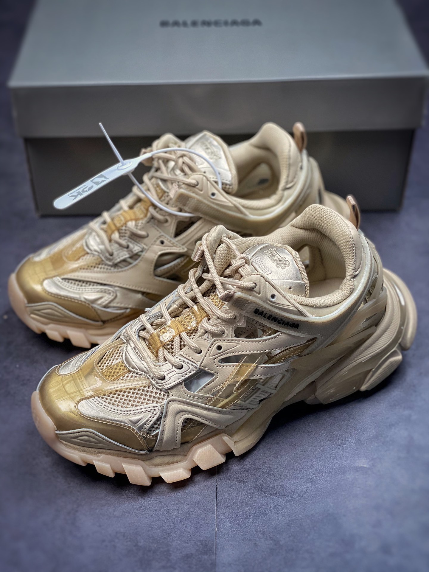 Balenciaga Track 4.0 568614W3GN50102