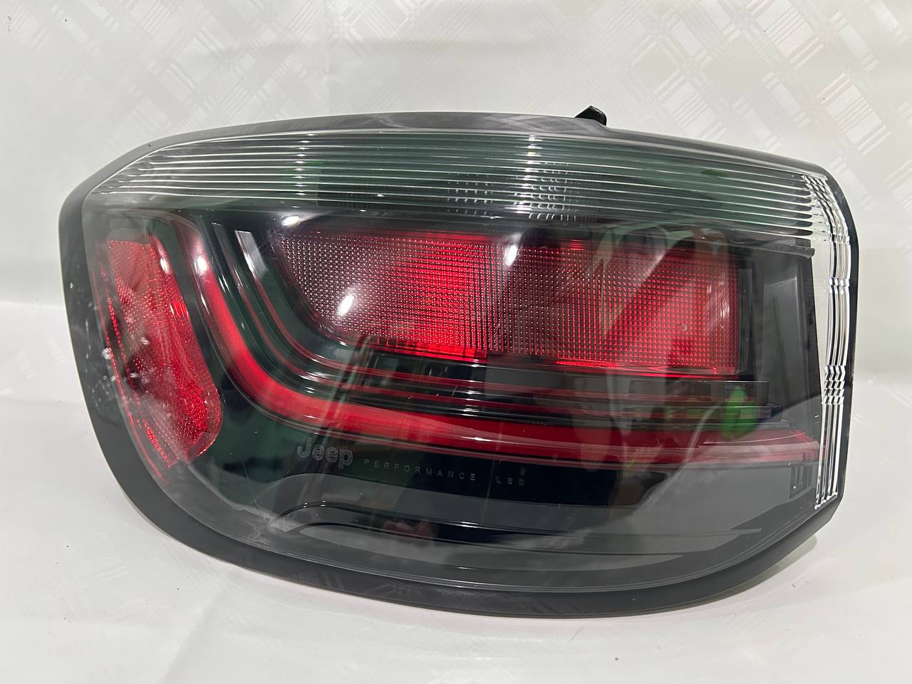 Jeep Compass 2 FULL LED Ліва сторона Б/у оригінал (Водійська сторона в крило)  2021 - 2024 роки