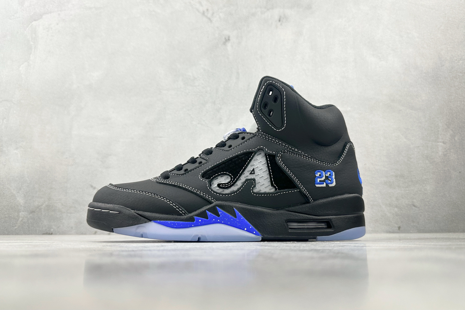 Nike Air Jordan 5 Retro  DV4982-004