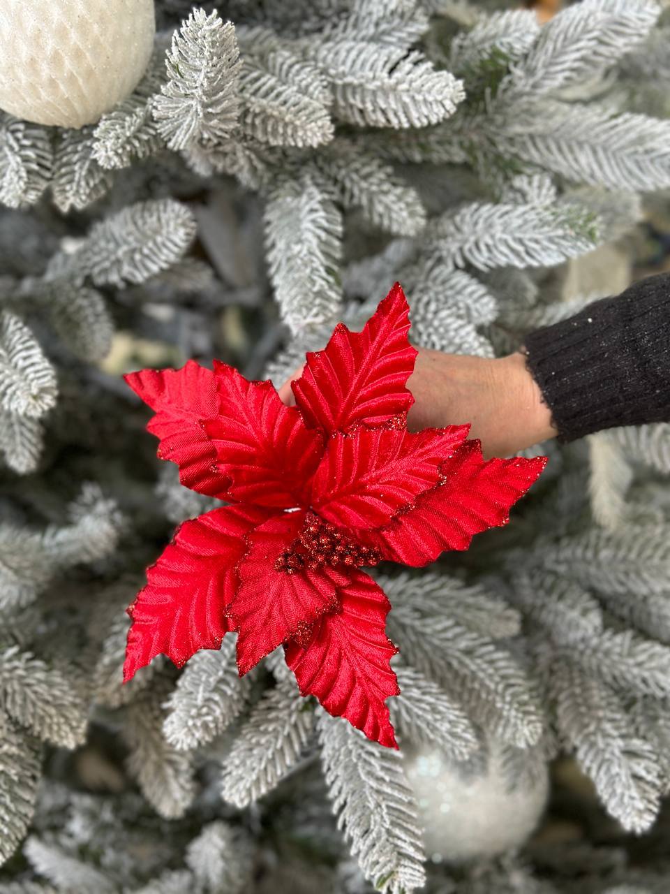 Декоративна квітка Пуансетія 22 см, довжина ніжки 24 см