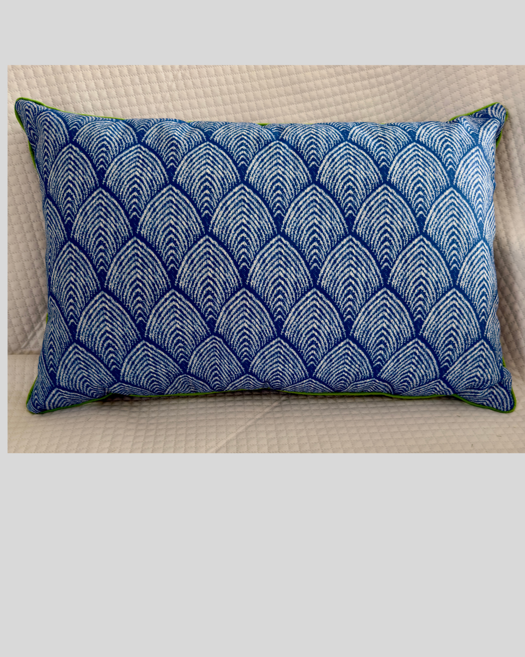 Pillow Blue&stripes with green line