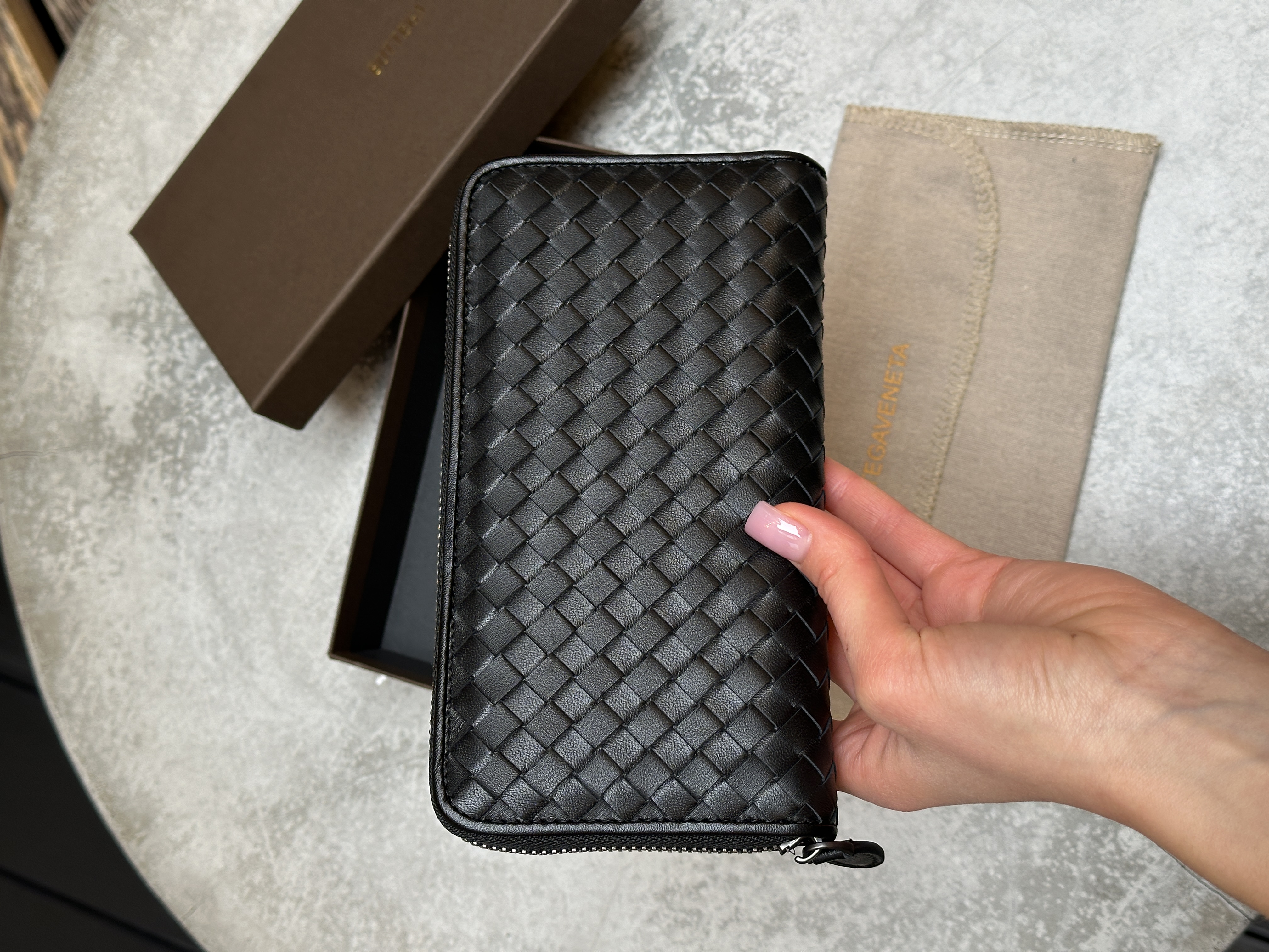 Bottega Veneta Intrecciato Piccolo Zip Black