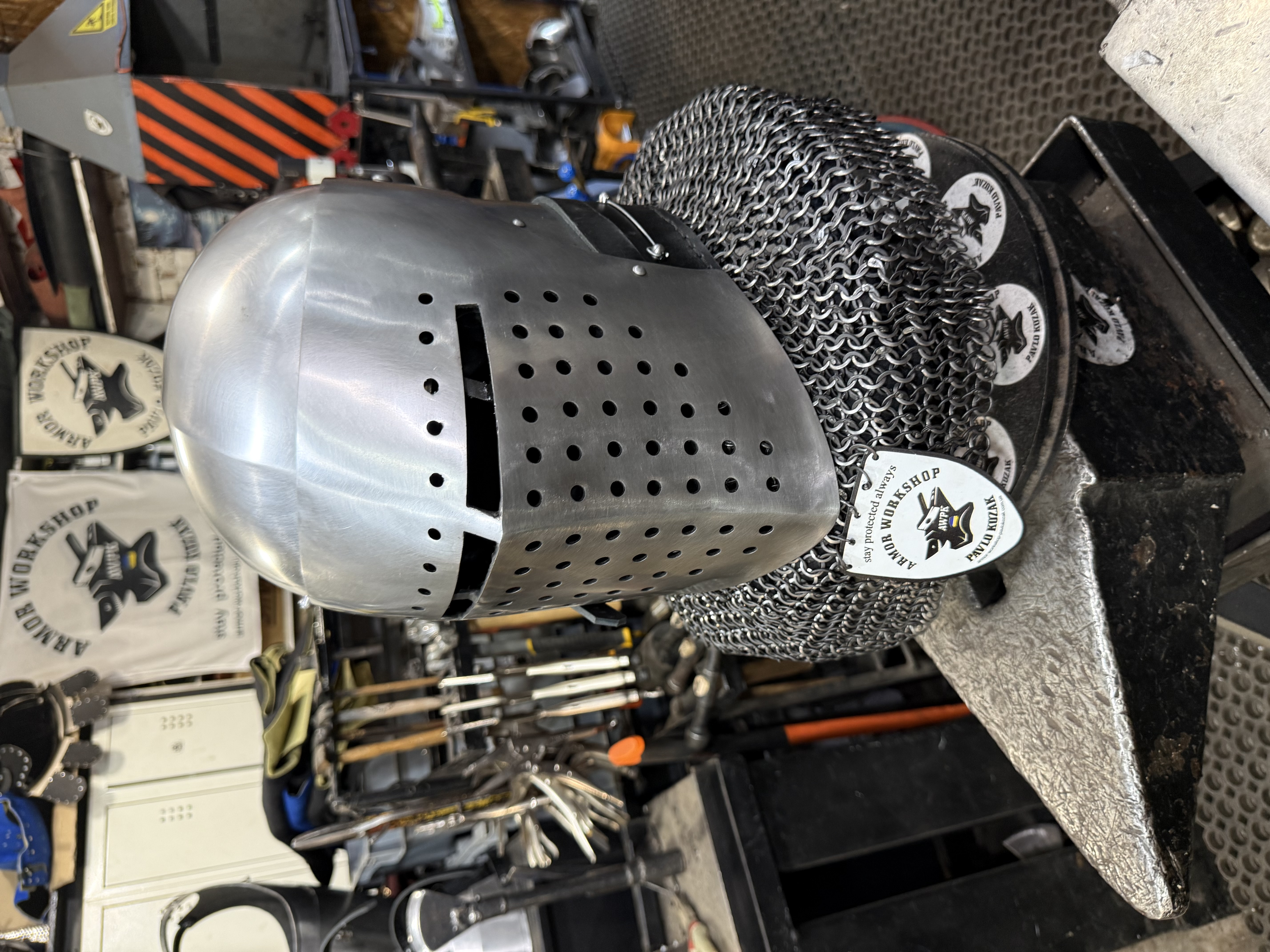 Armor helmet “Spolettos Brand shield“