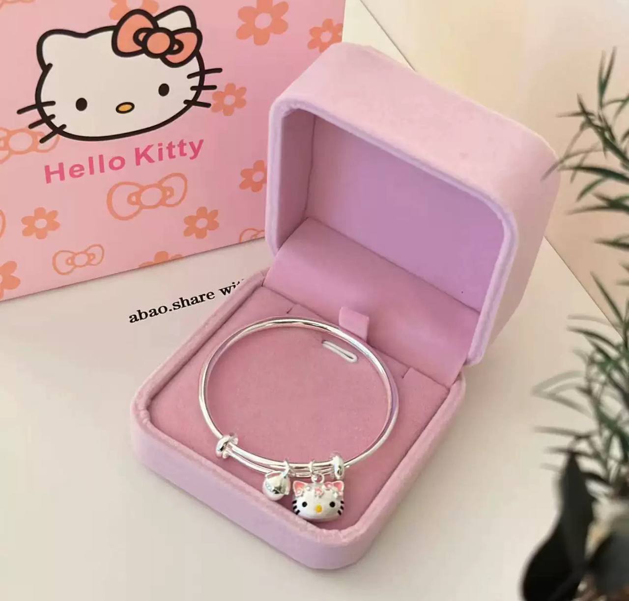 Браслет Hello Kitty в подарунковій скриньці