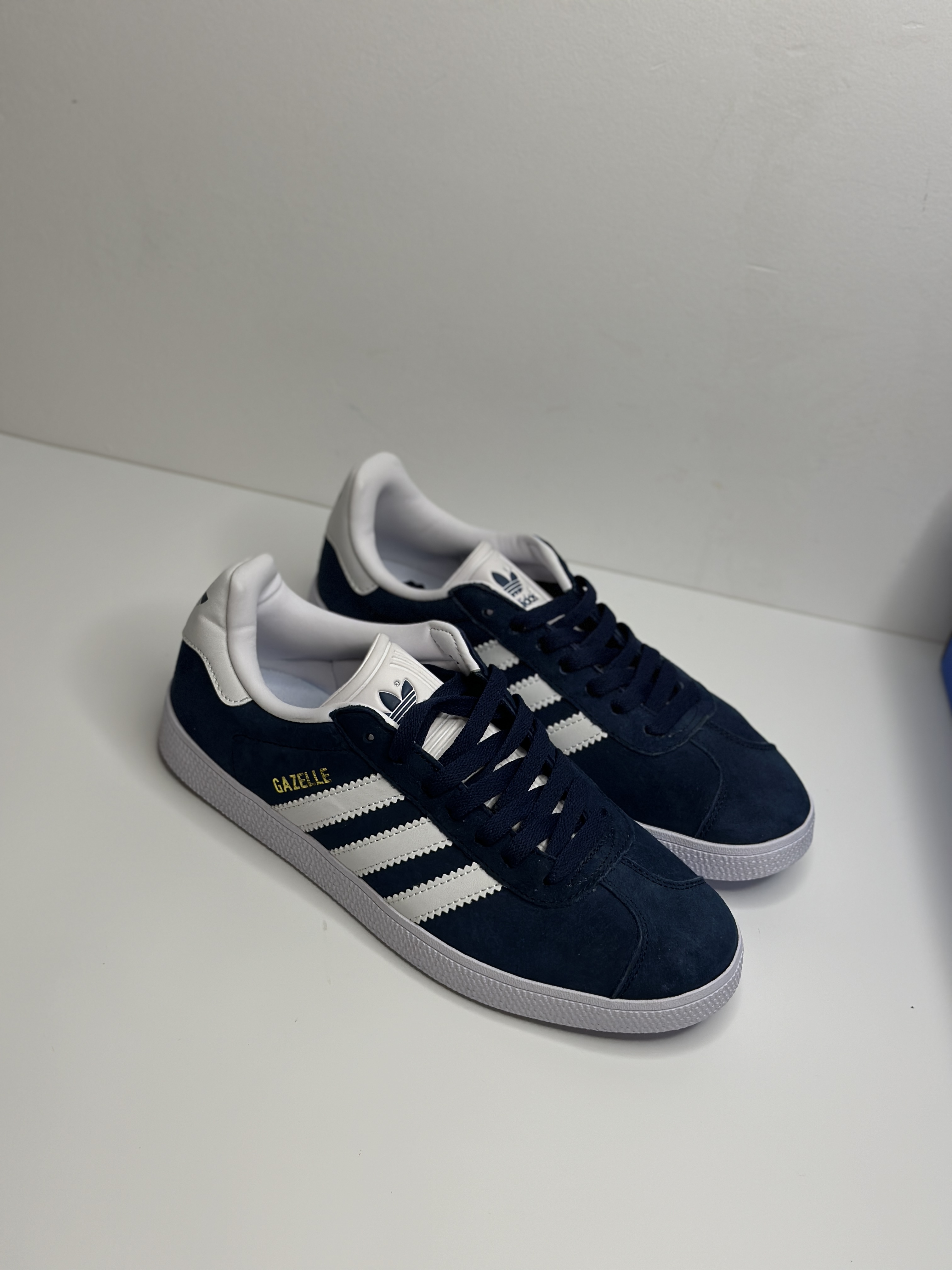 Adidas Originals Gazelle”Esquisite ” Dark Blue BB5478