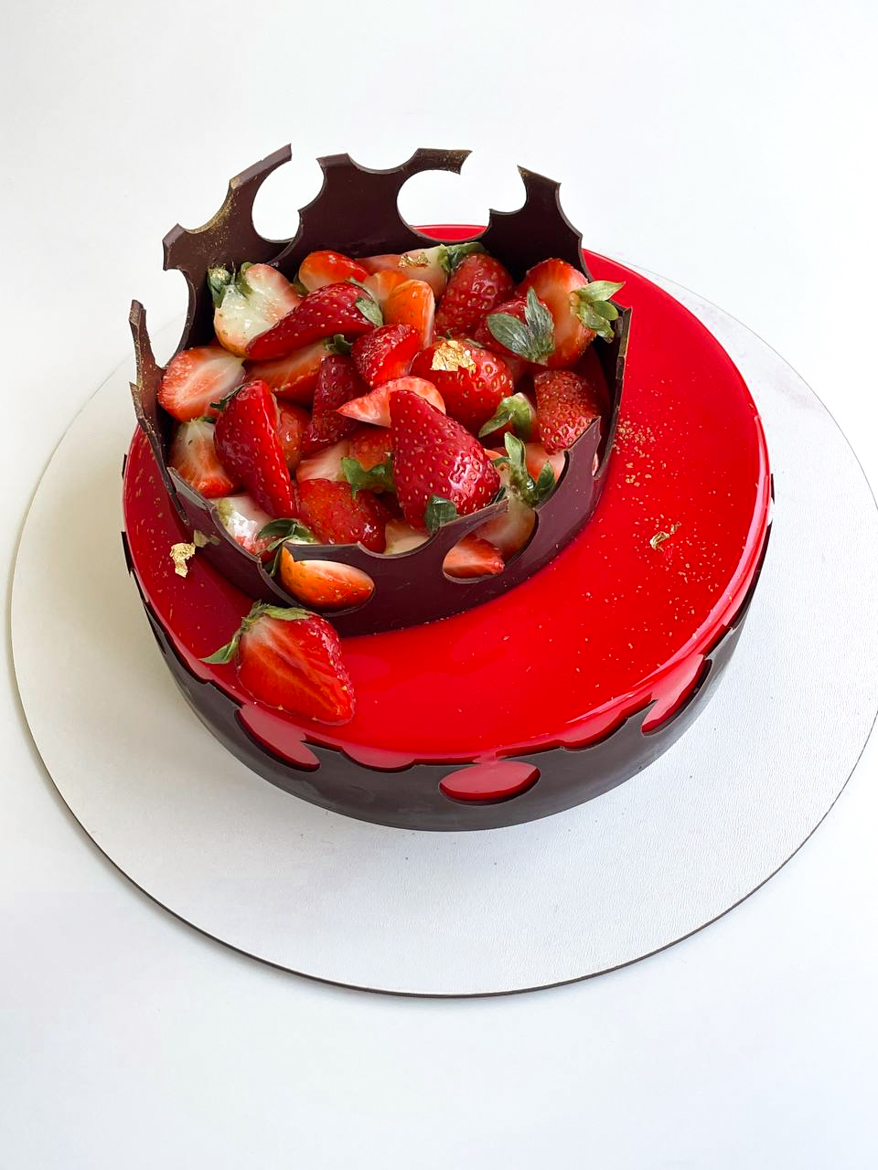 Pistachio strawberry