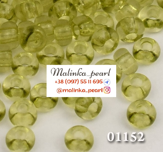 Бісер тютюново-зелений, кристальний