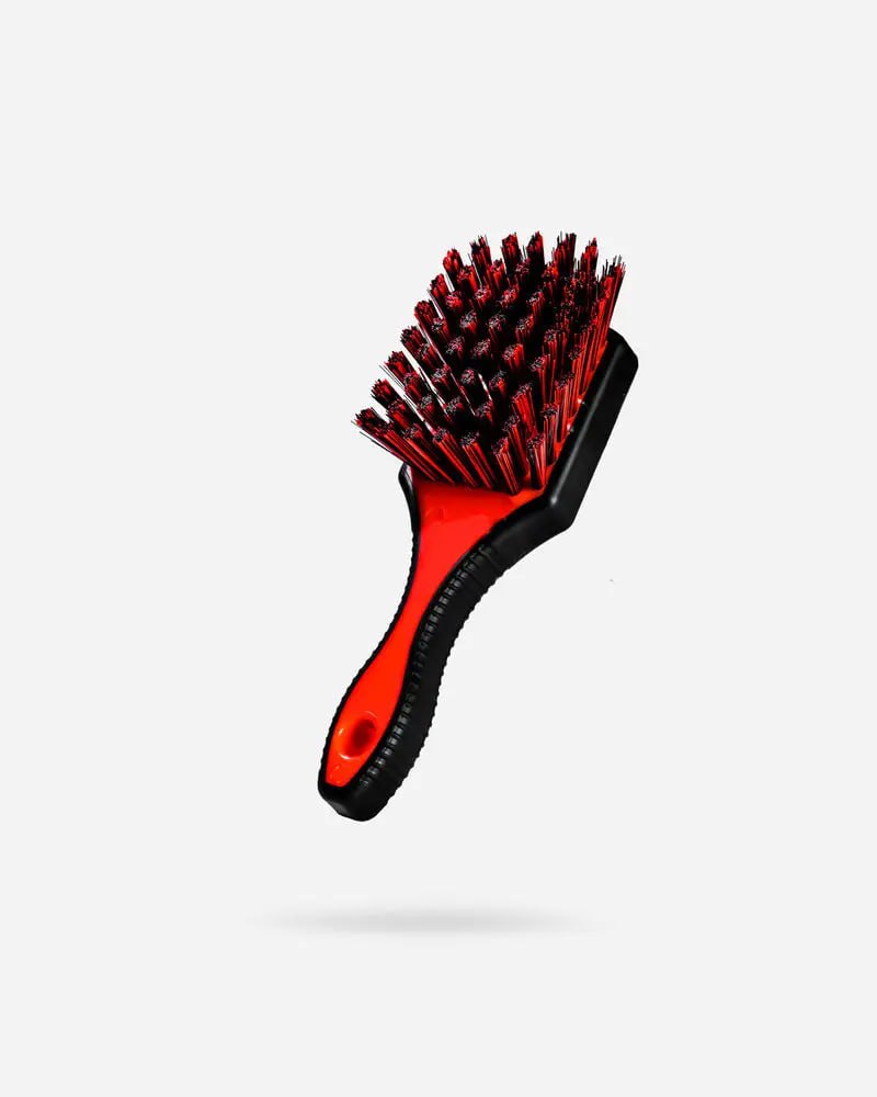 Прогумована щітка з жорсткою щетиною для очищення шин Adam's Polishes Rubberized Tire Brush