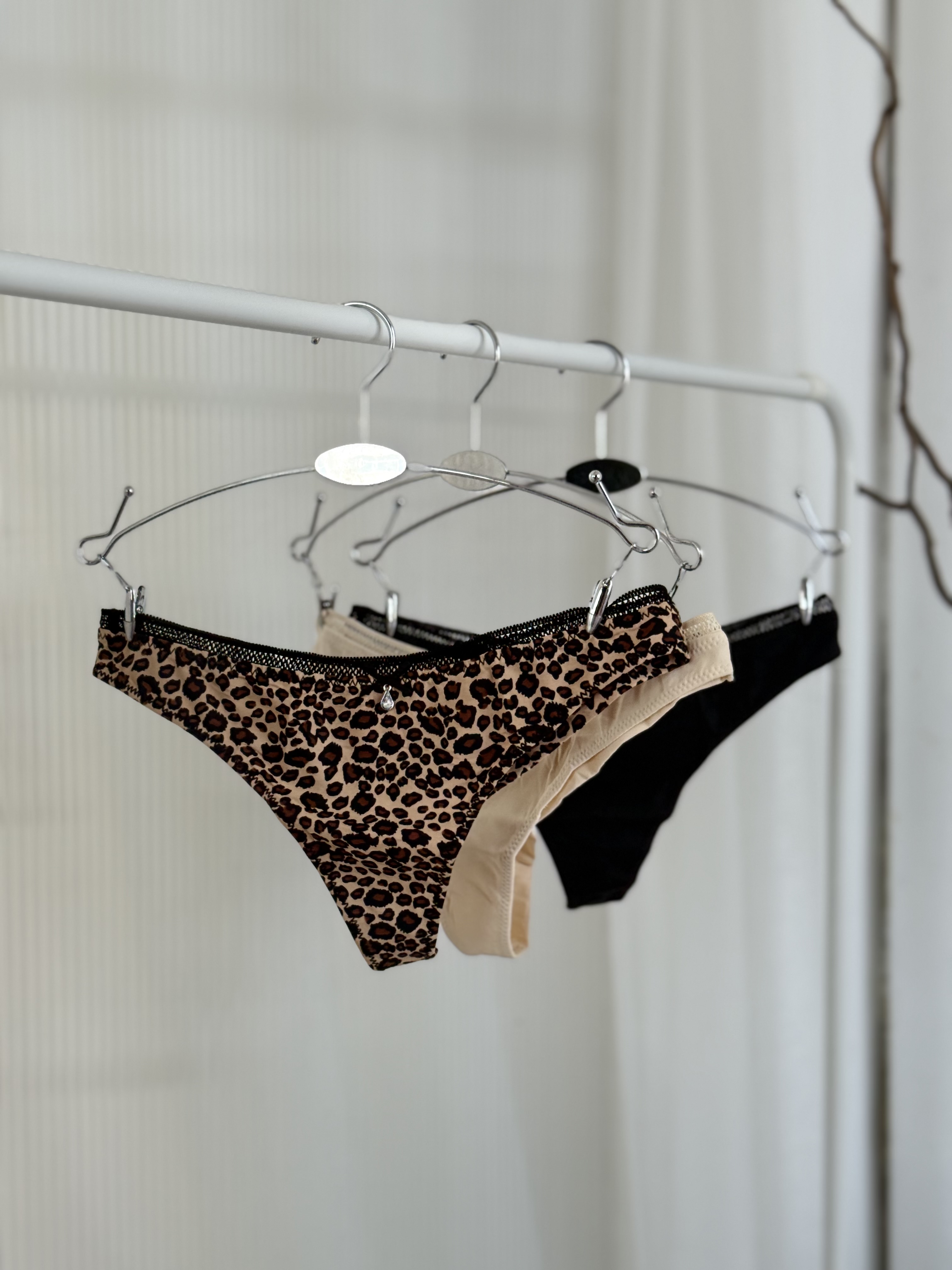 Трусики бразиліана жіночі