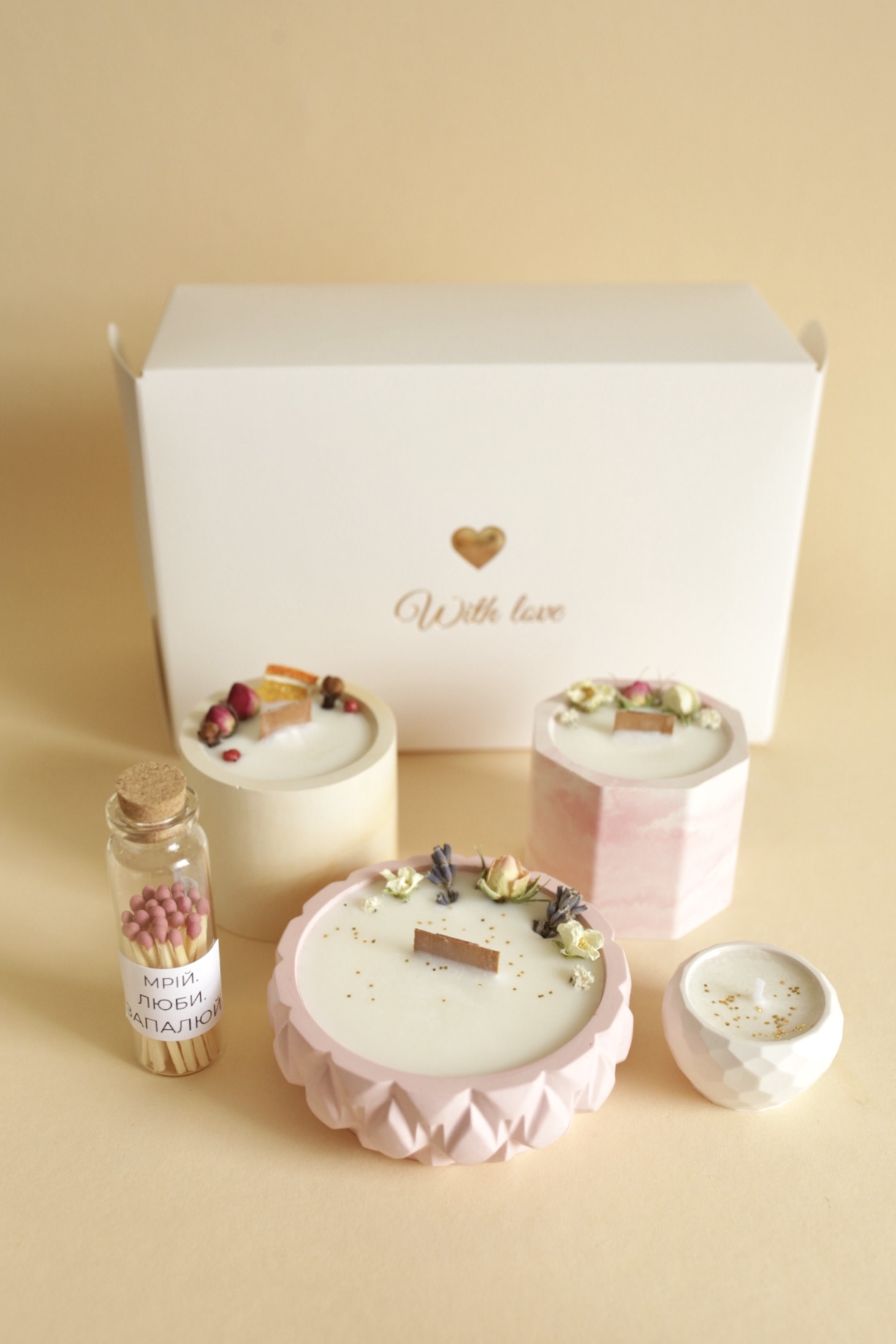 1.бокс № 1.1-(Lavender&Lemon+банановий пудинг+coconut cabana+сірники "мрій люби запалюй")
