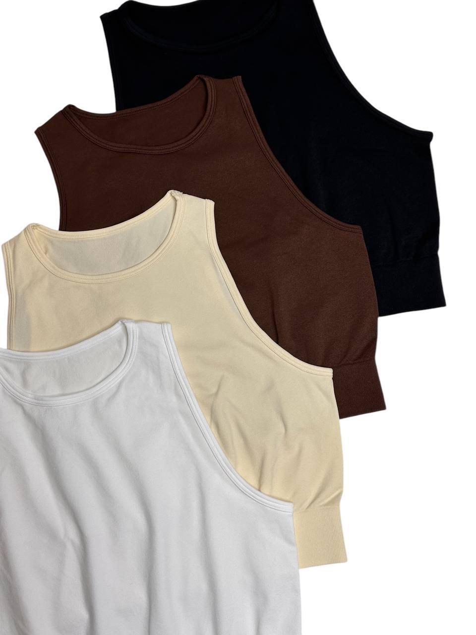 Майка топ гладка вкорочена в 4 кольорах