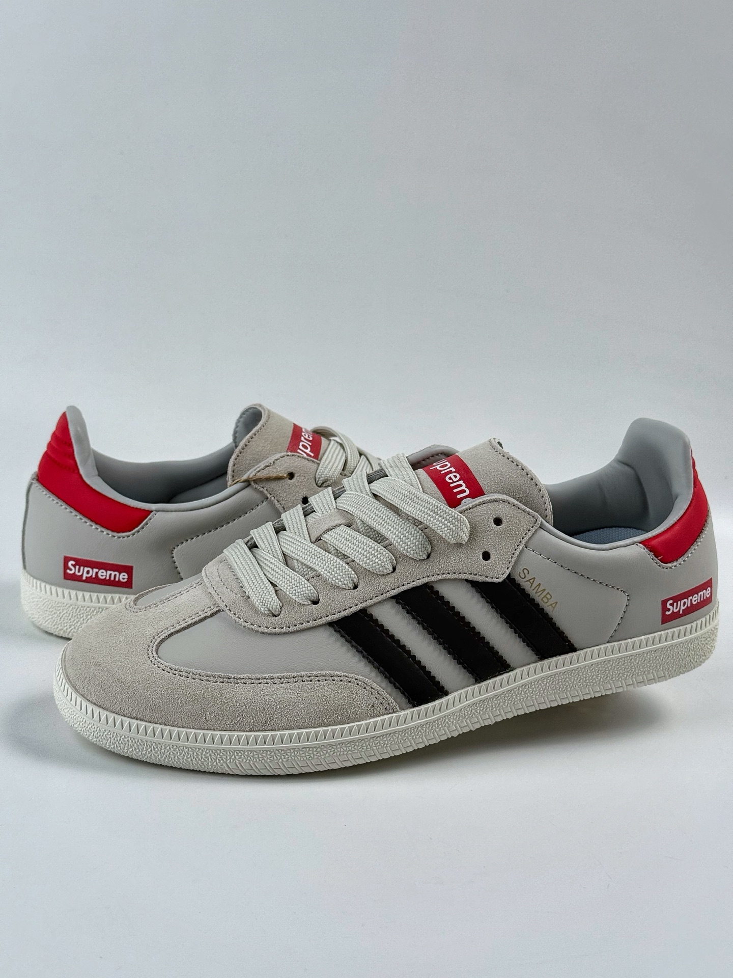 adidas Originals Samba OG x Supreme  Samba GJ75814