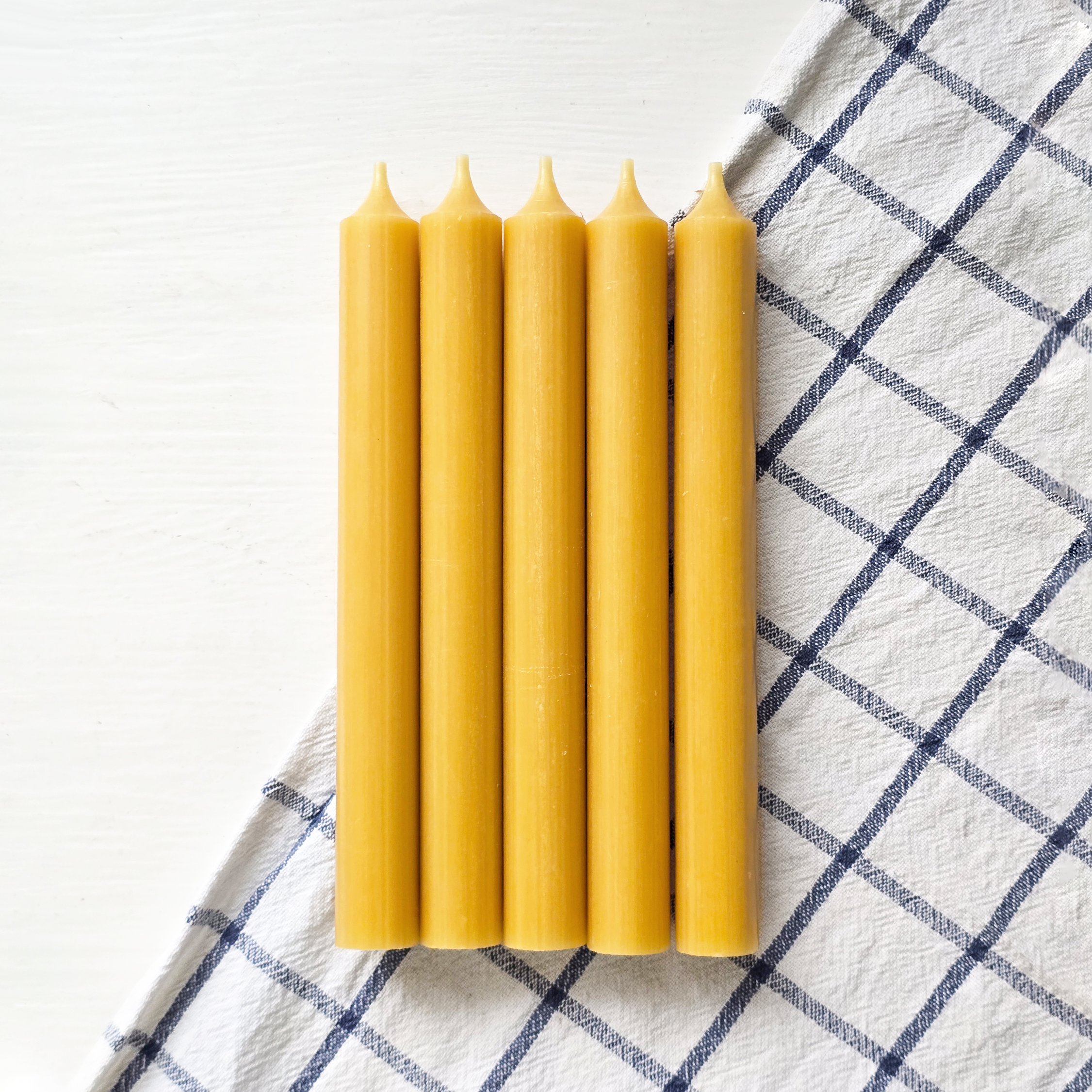 Свічка столова парафінова 21х2 см