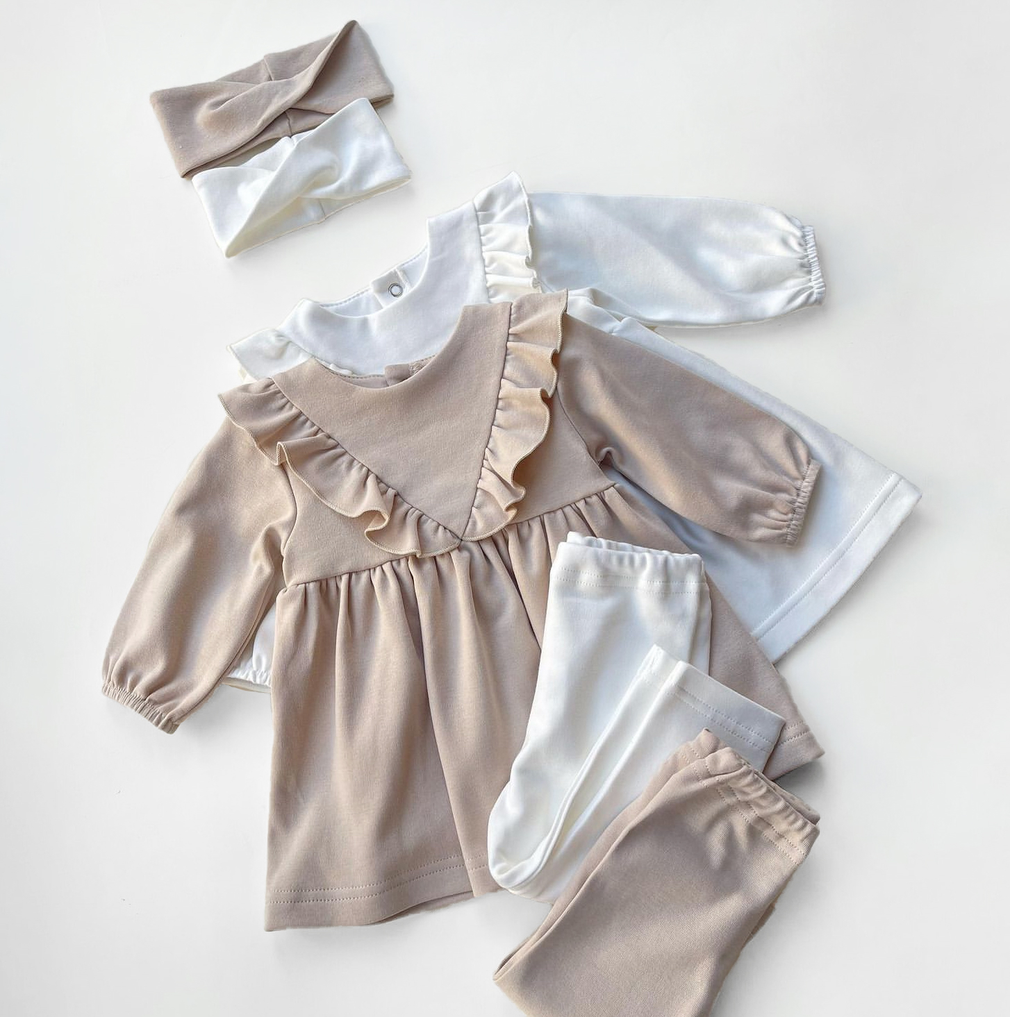 Сукня, лосини та пов'язка